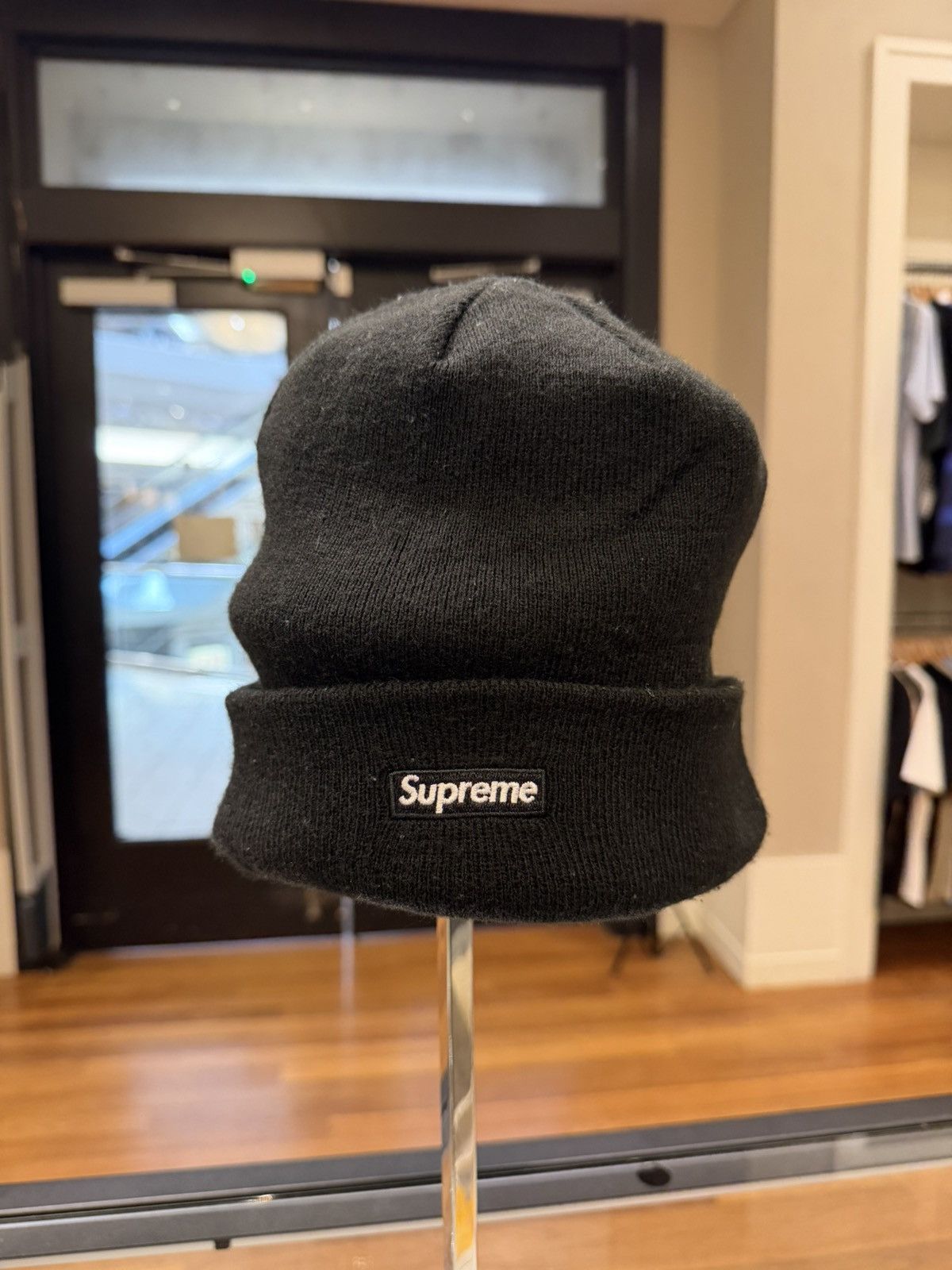 New Era × Supreme New Era x Supreme Script Logo Beanie Size ONE SIZE - 3 Thumbnail