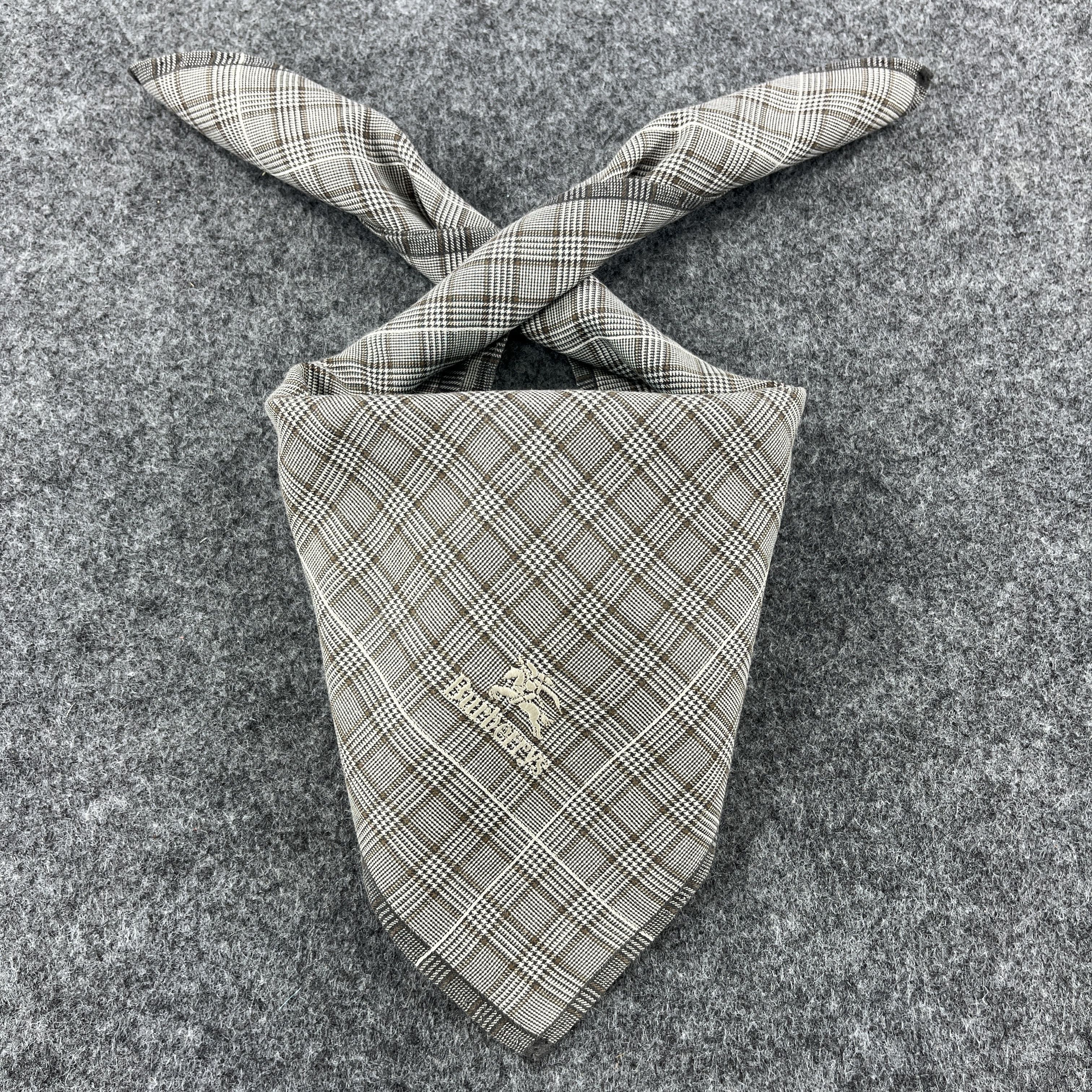 Burberry Burberry Handkerchief / Bandana / Neckerchief B425 Size ONE SIZE - 1 Thumbnail