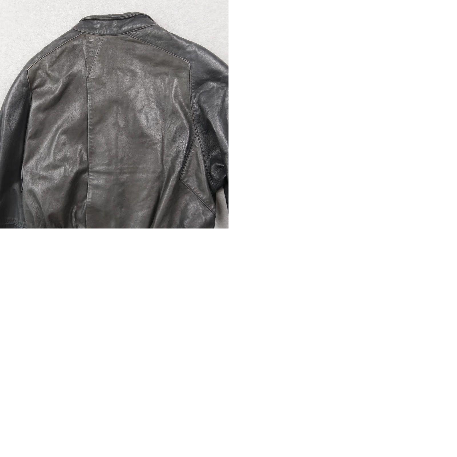 Vintage VINTAGE Michael Hoban North Beach Cropped Leather Jacket Women 4 Black Leather Cropped Vintage 80s Style Mens Womens Girls Size S / US 4 / IT 40 - 11 Thumbnail