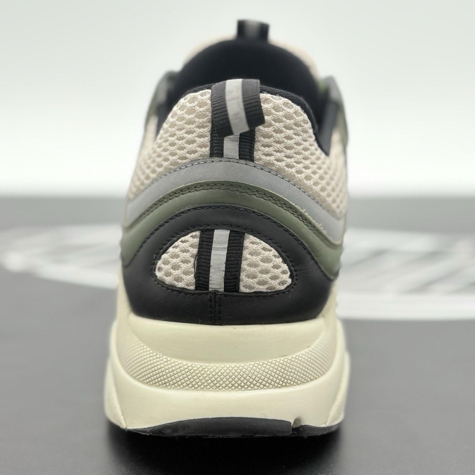 Dior Size 42 (9 US) - Dior B22 Sneaker ' Khaki Pistachio ' Size US 9 / EU 42 - 9 Thumbnail