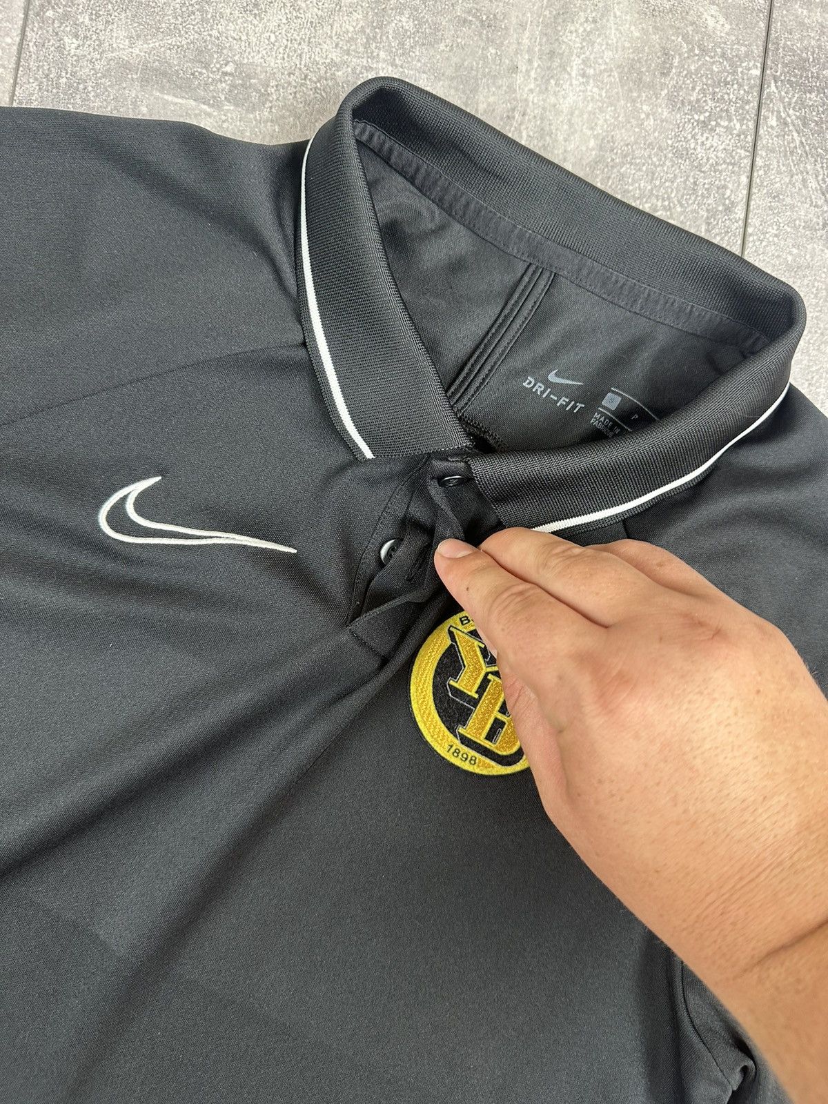 Nike Nike BSC Young Boys Polo Soccer Football Jersey 2019/20 Size US S / EU 44-46 / 1 - 9 Thumbnail