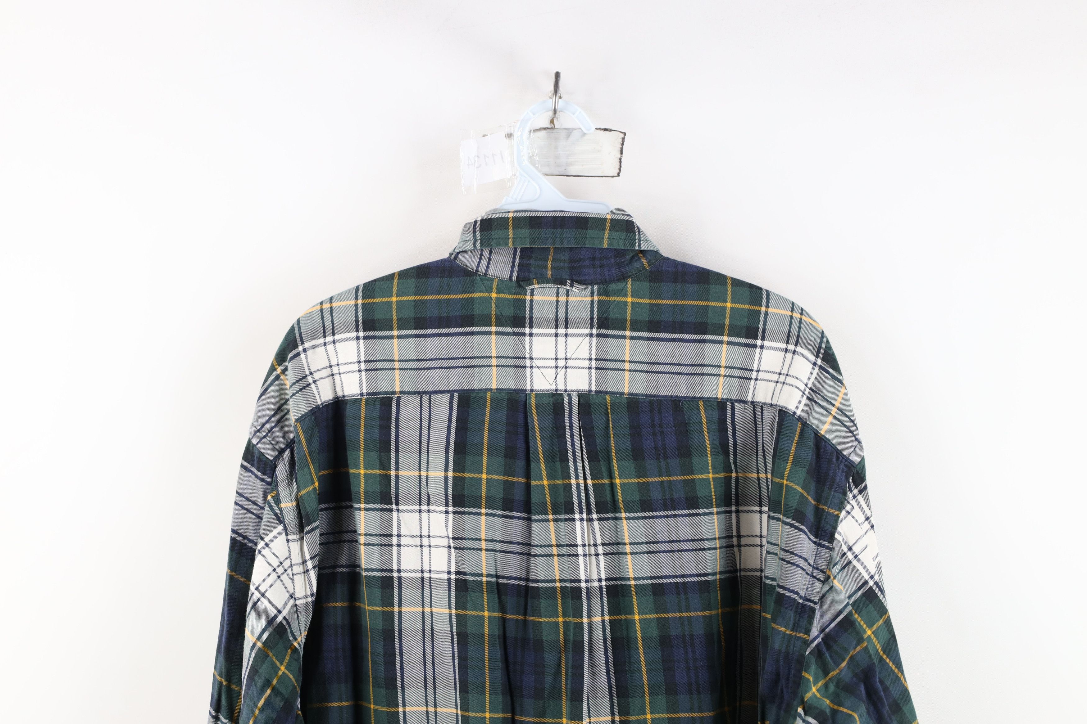 Tommy Hilfiger Vintage 90s Tommy Hilfiger Collared Button Down Shirt Size US L / EU 52-54 / 3 - 10 Thumbnail