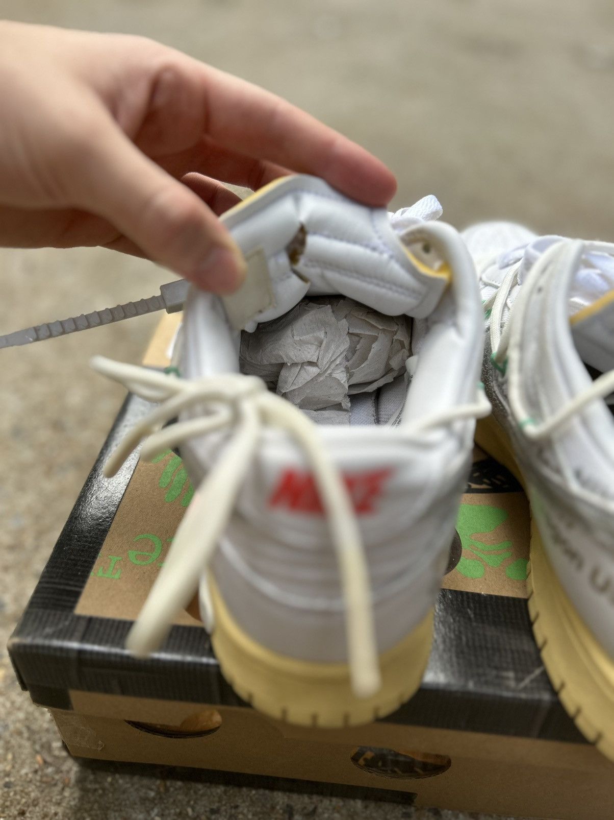 Jordan Brand × Nike × Off-White Off White Dunk low x “Lot 01 of 50” Size US 9 / EU 42 - 10 Thumbnail