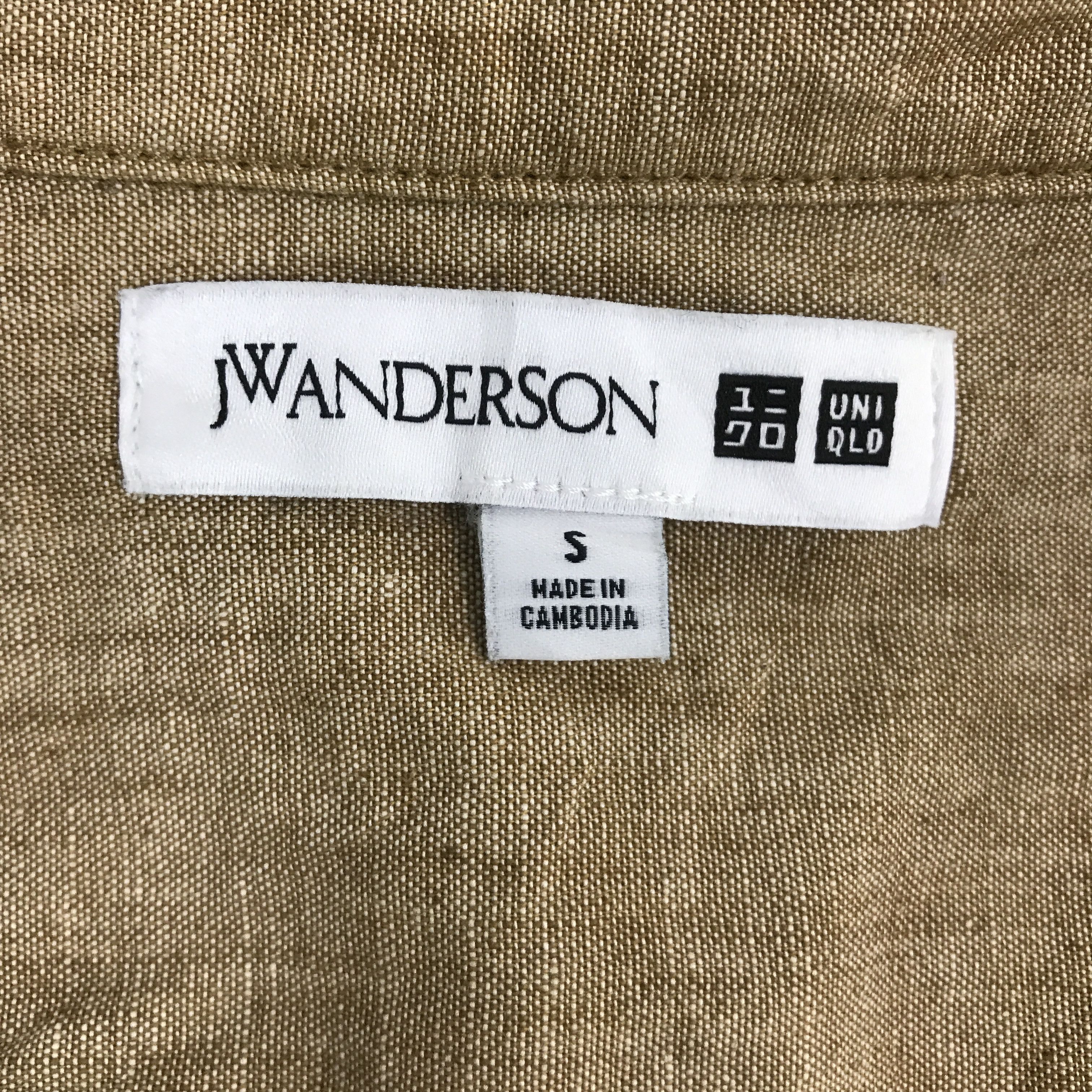 JW Anderson × Uniqlo J.W.Anderson x uniqlo button up short sleeve shirts Size US S / EU 44-46 / 1 - 8 Thumbnail