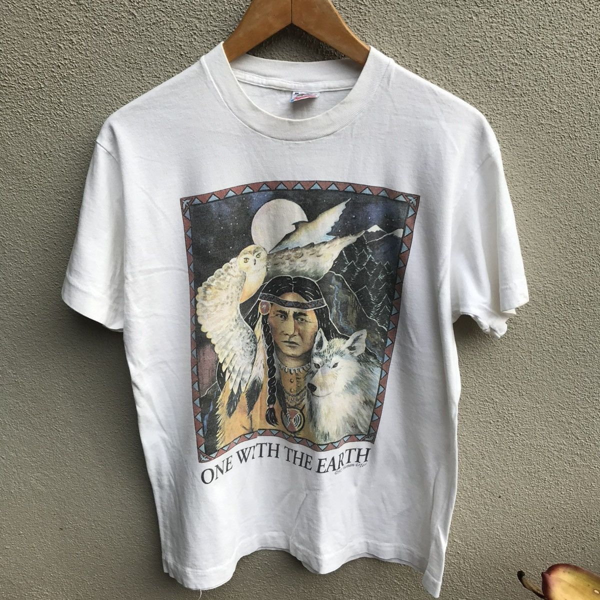 Vintage Vintage 90s AMERICAN native photo art tee human Size US M / EU 48-50 / 2 - 2 Thumbnail