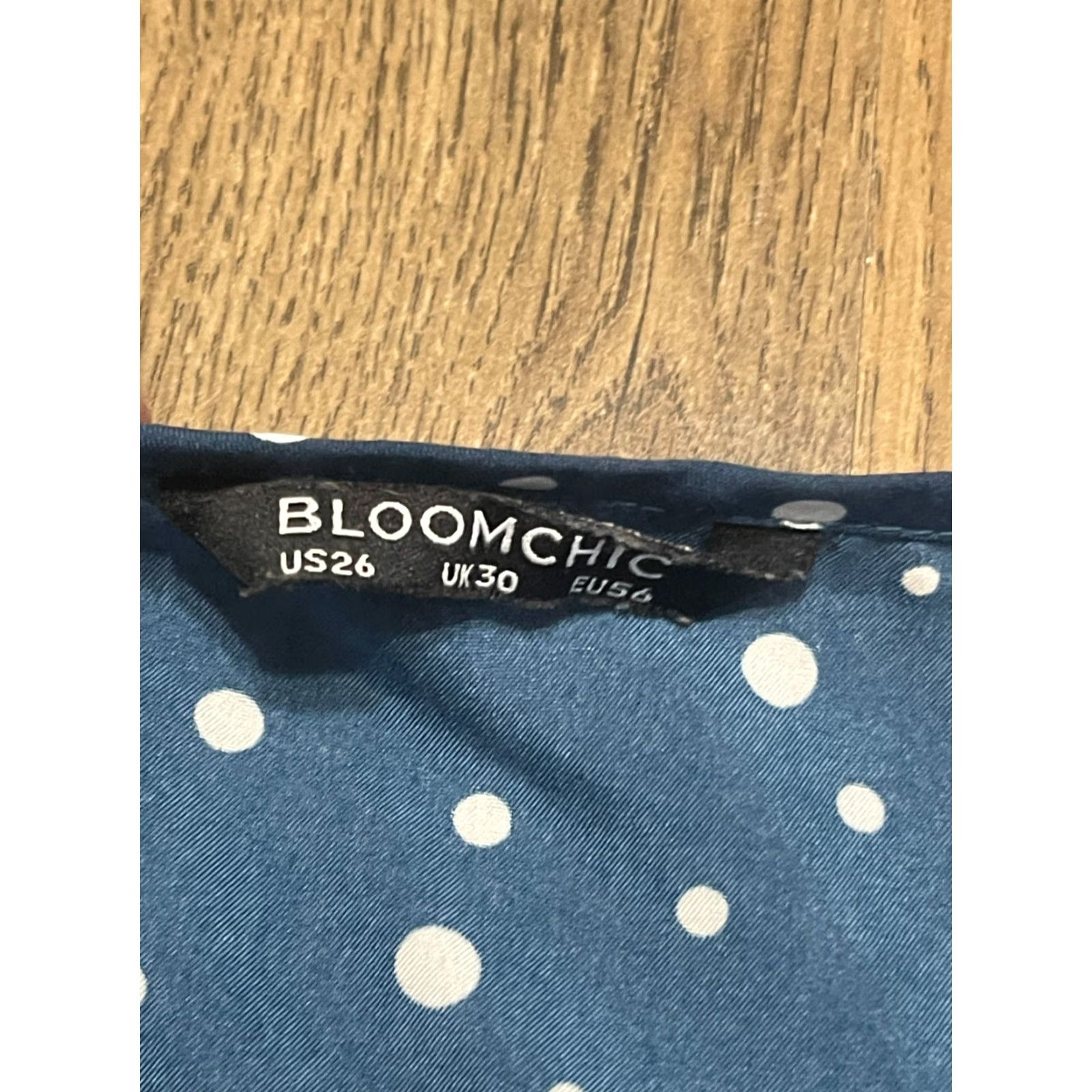 Vintage Bloomchic Blouse Women's Plus Size 26 Shirt Adult Plus White Polka Dots Short Sleeve Modern Casual Bloomchic Size 4XL / US 24-26 - 5 Thumbnail