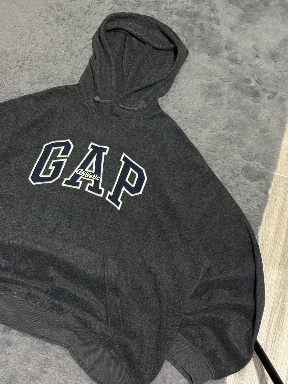 Gap Vintage GAP Arch Logo Fleece Hoodie Size US XL / EU 56 / 4 - 3 Thumbnail