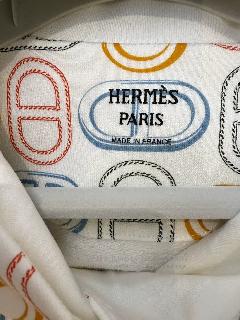 Hermes Hermes Hooded Sweatshirt, Size 40, White with Colorful Log Size XS / US 0-2 / IT 36-38 - 3 Thumbnail