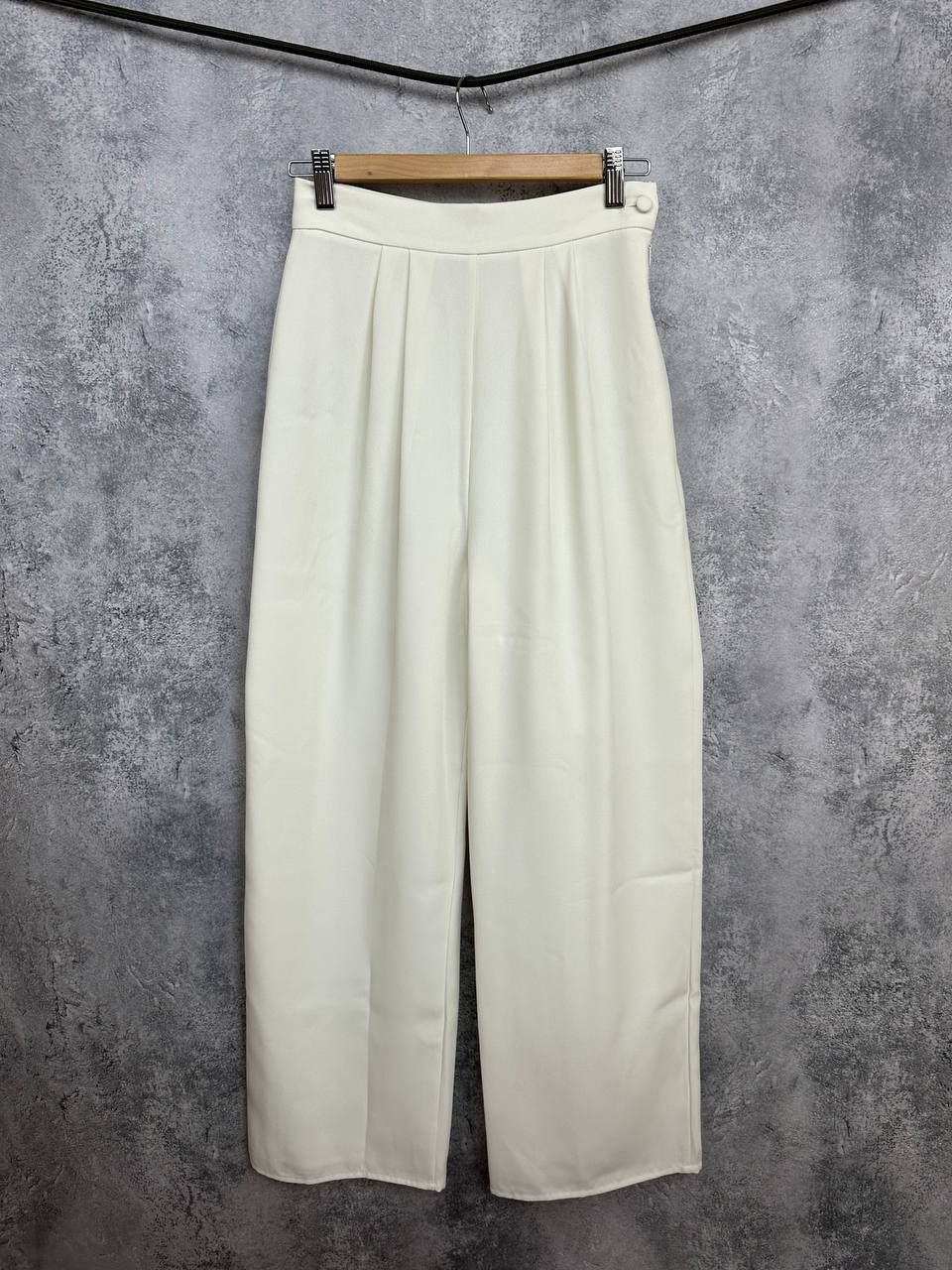 Other Day Meets Night Ivory Lace Vest & Wide Leg Pants Set Elegant Size 28" / US 6 / IT 42 - 5 Thumbnail