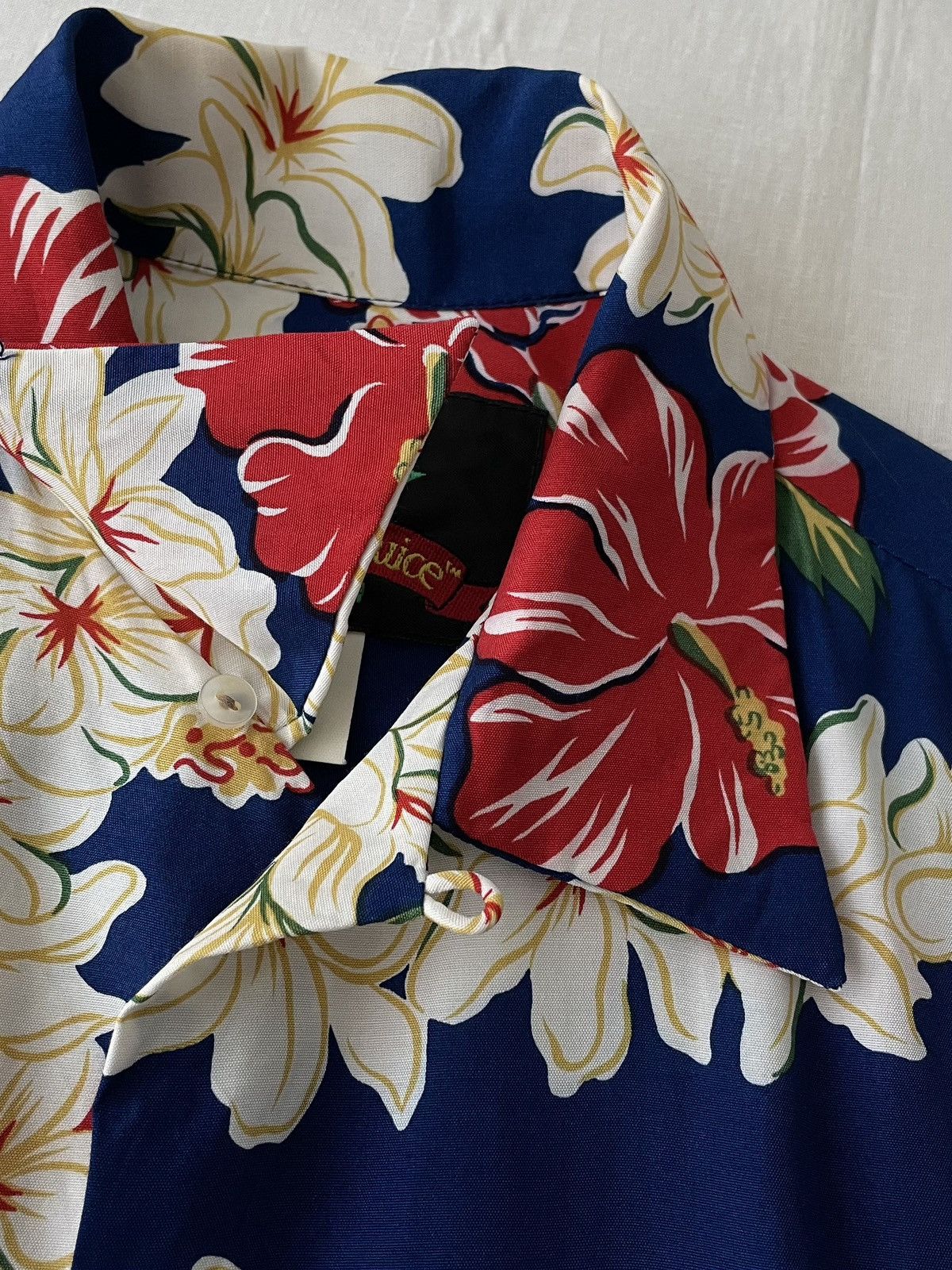 Pineapple Connection Pineapple Juice Rayon Hawaiian Shirts Made in Hawaii Size US S / EU 44-46 / 1 - 9 Thumbnail