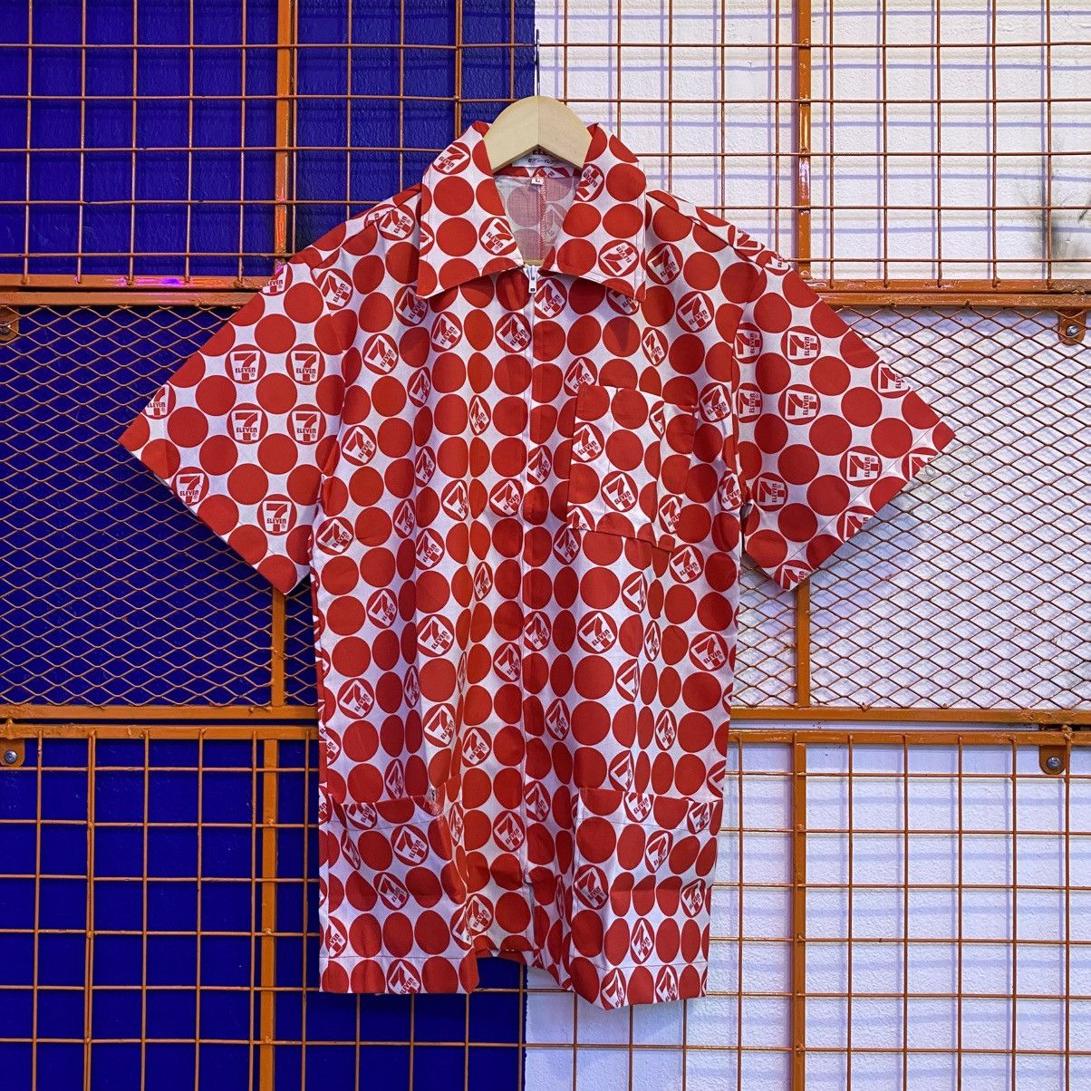 Vintage Seven Eleven Shirt Full Print Size Large Size US L / EU 52-54 / 3 - 1 Thumbnail