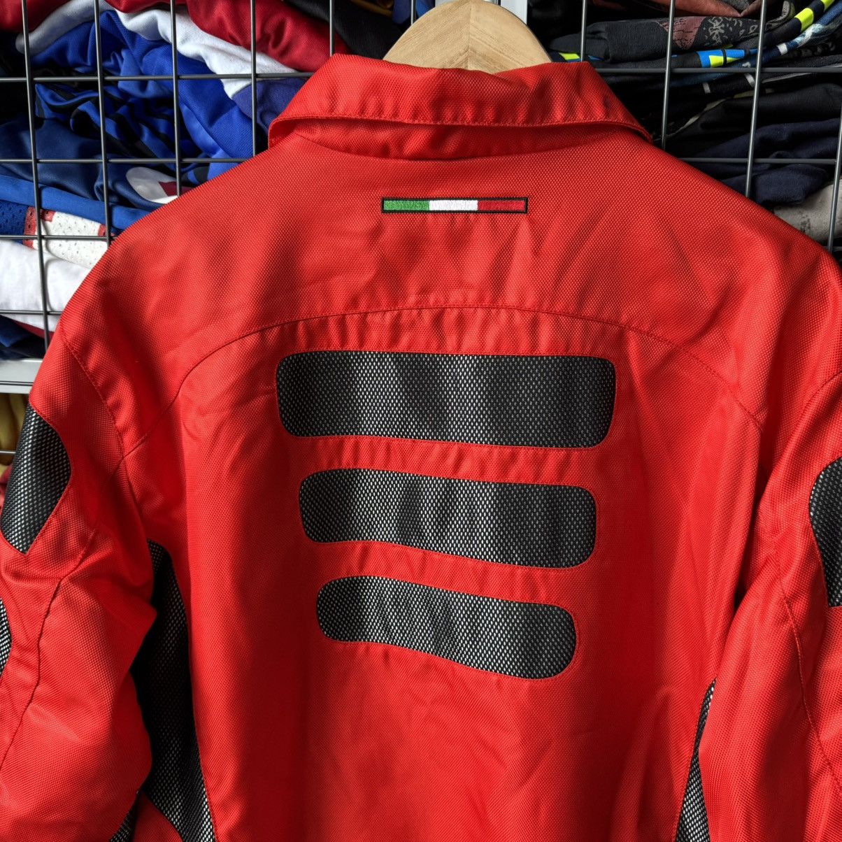 Ferrari Vintage Official Ferrari F-1 Racing Jacket Size US M / EU 48-50 / 2 - 7 Thumbnail