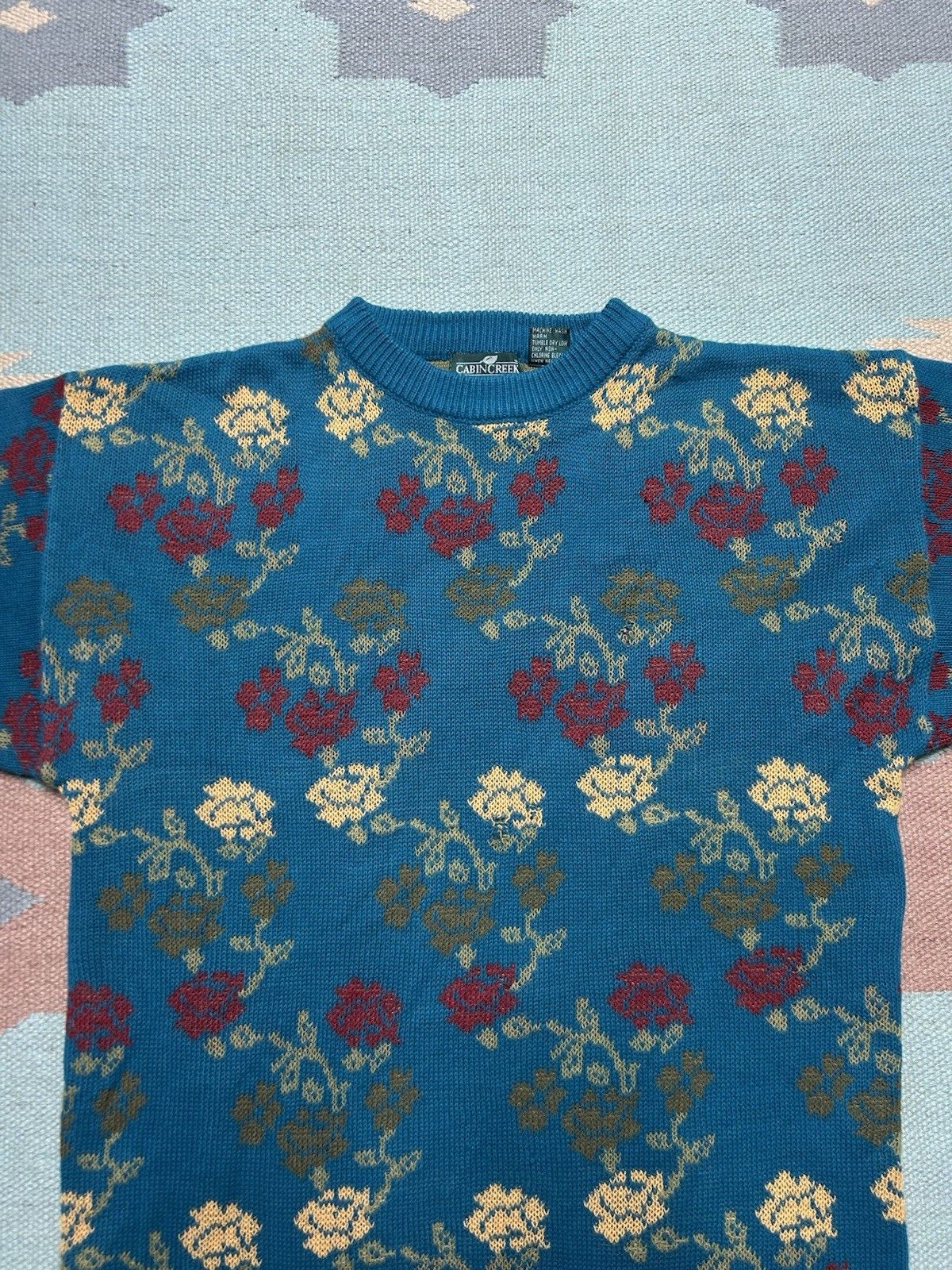 Vintage Vtg acrylic knit sweater flowers roses blue floral medium Size US M / EU 48-50 / 2 - 3 Thumbnail