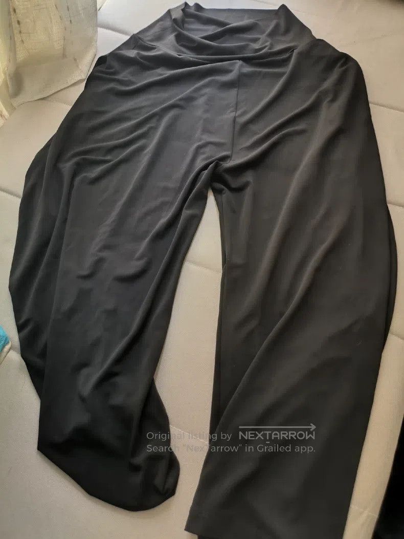 Issey Miyake Issey Miyake Main Line Irregular Pants Size 25" / US 0 / IT 36 - 1 Thumbnail