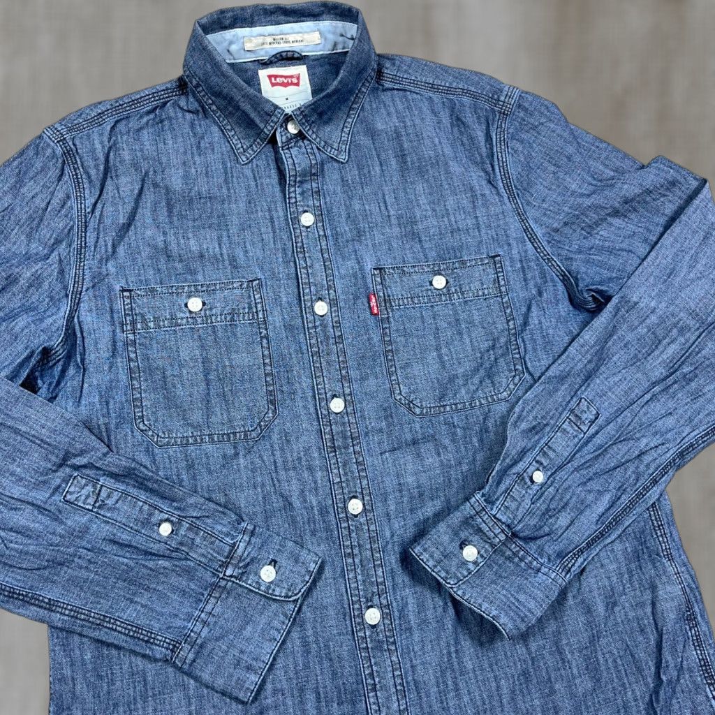 Levi's Levi's Shirt Men Medium Blue Chambray Denim Modern Button-Up Western Pockets Size US M / EU 48-50 / 2 - 1 Thumbnail