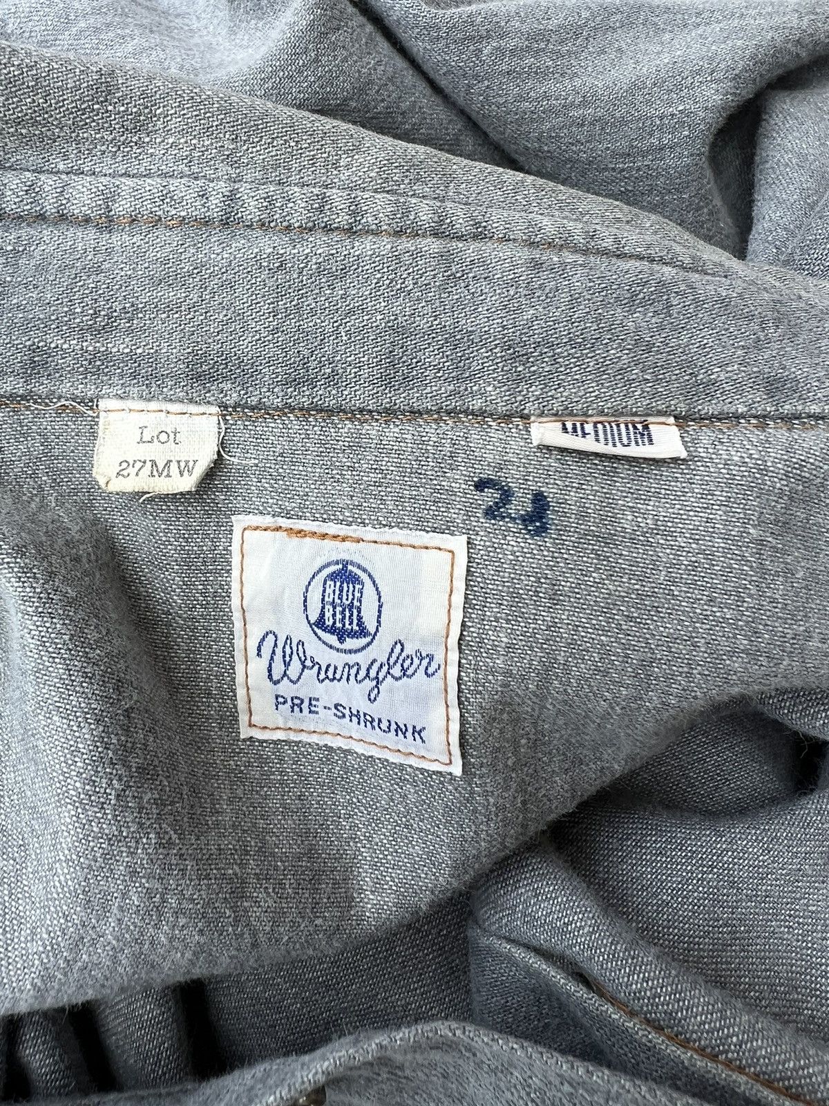 Vintage Vintage 90s Wrangler Blue Bell Grey Denim Western Shirt Size US M / EU 48-50 / 2 - 18 Thumbnail