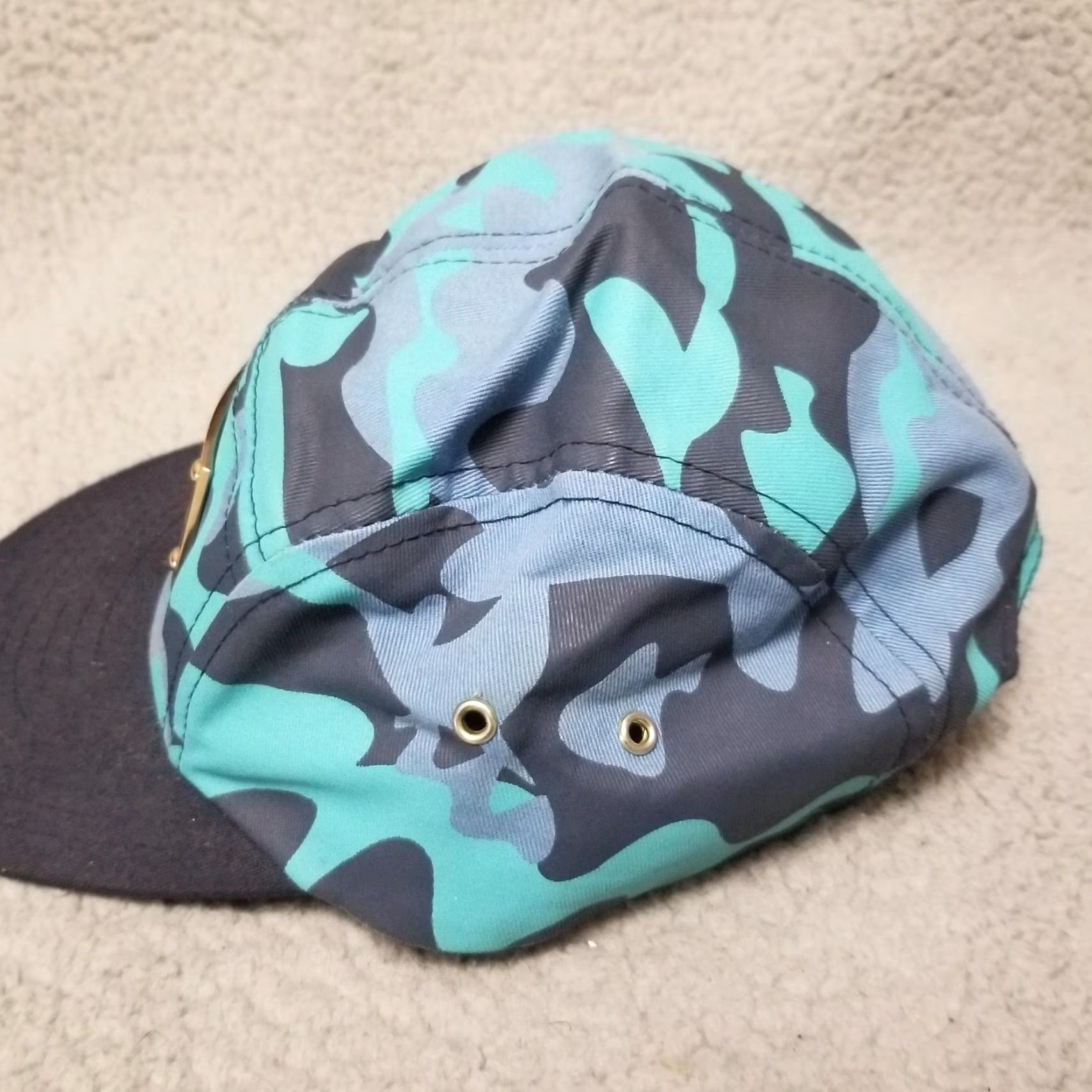 Vintage VINTAGE Pink Dolphin Hat Camp 5 Panel Strap Back One Size Camouflage Teal Black Gold Plaque Mens Size ONE SIZE - 3 Thumbnail