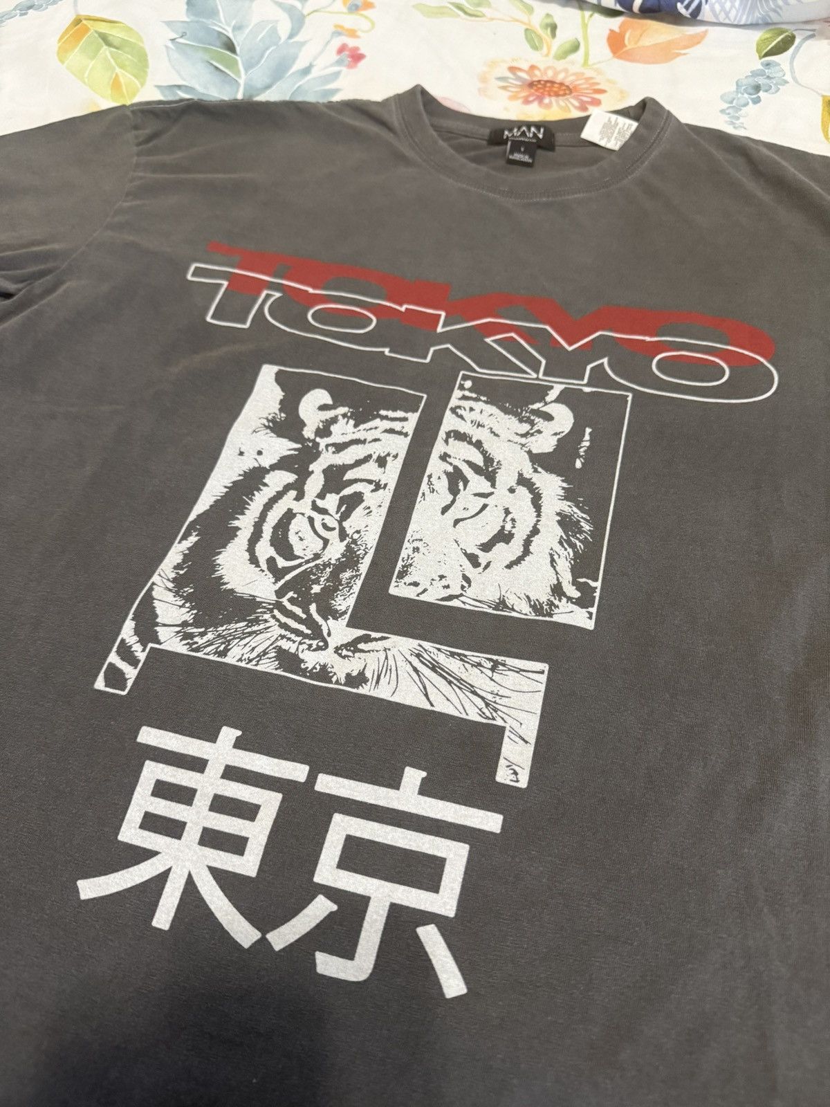 Boohoo Boohoo TOKYO TEE Size US M / EU 48-50 / 2 - 3 Thumbnail