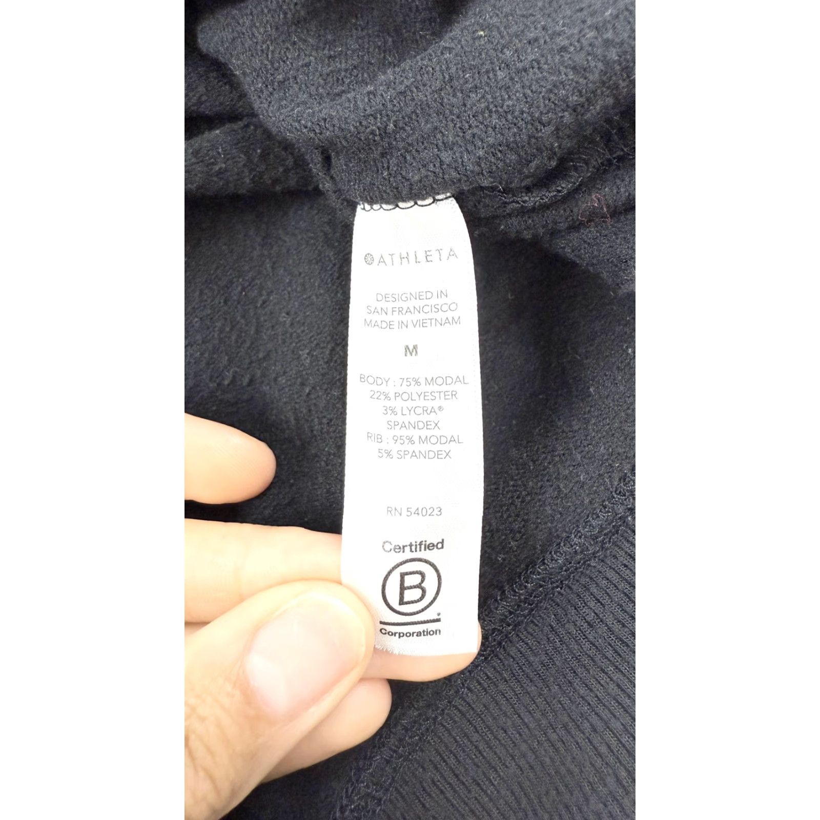 Athleta Athleta Sweater Womens Medium Black Pullover Long Sleeve Lightweight Modal Blend Top Size M / US 6-8 / IT 42-44 - 5 Thumbnail