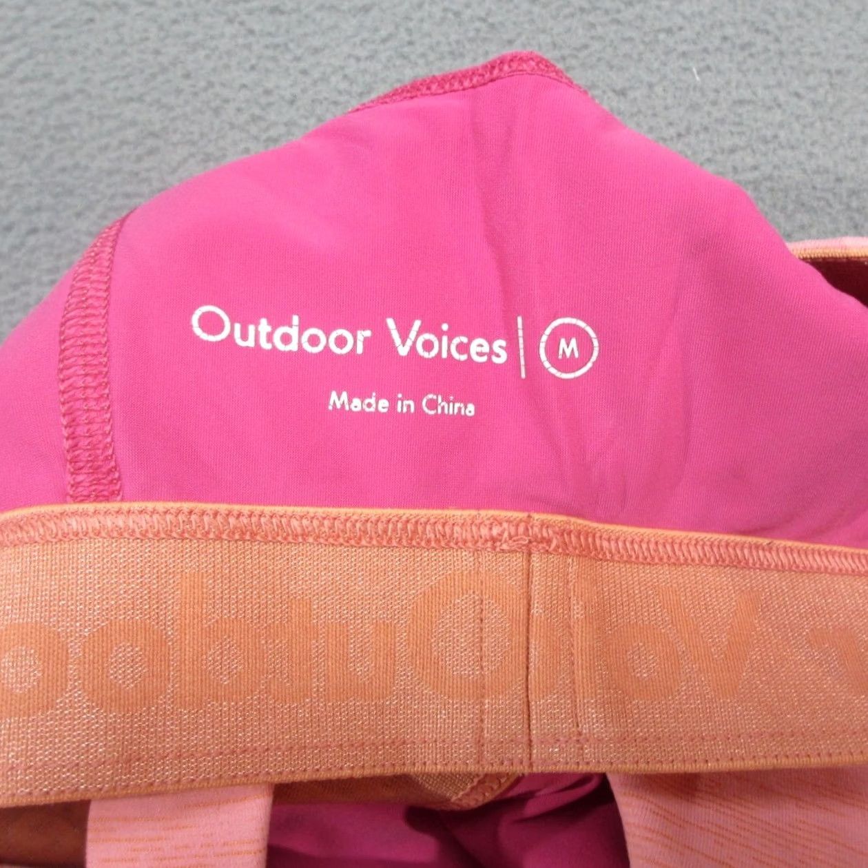 Outdoor Voices Outdoor Voices Sports Bra Womens Medium Coral Pink Athletic Training Cross Back Size ONE SIZE - 7 Thumbnail