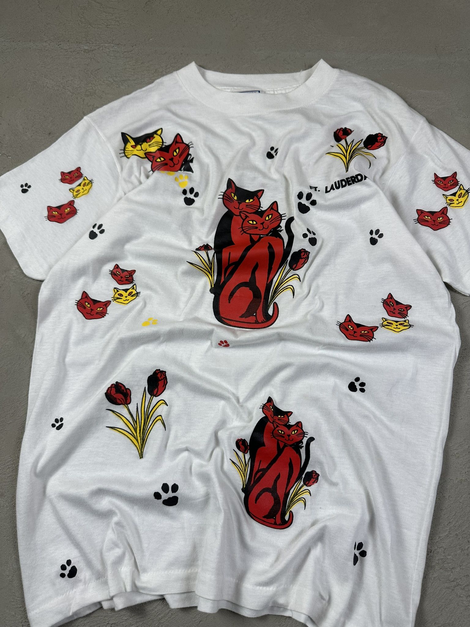 Vintage 90s Vintage Cute Cats Cat Animal Graphic T-shirt Size US L / EU 52-54 / 3 - 4 Thumbnail