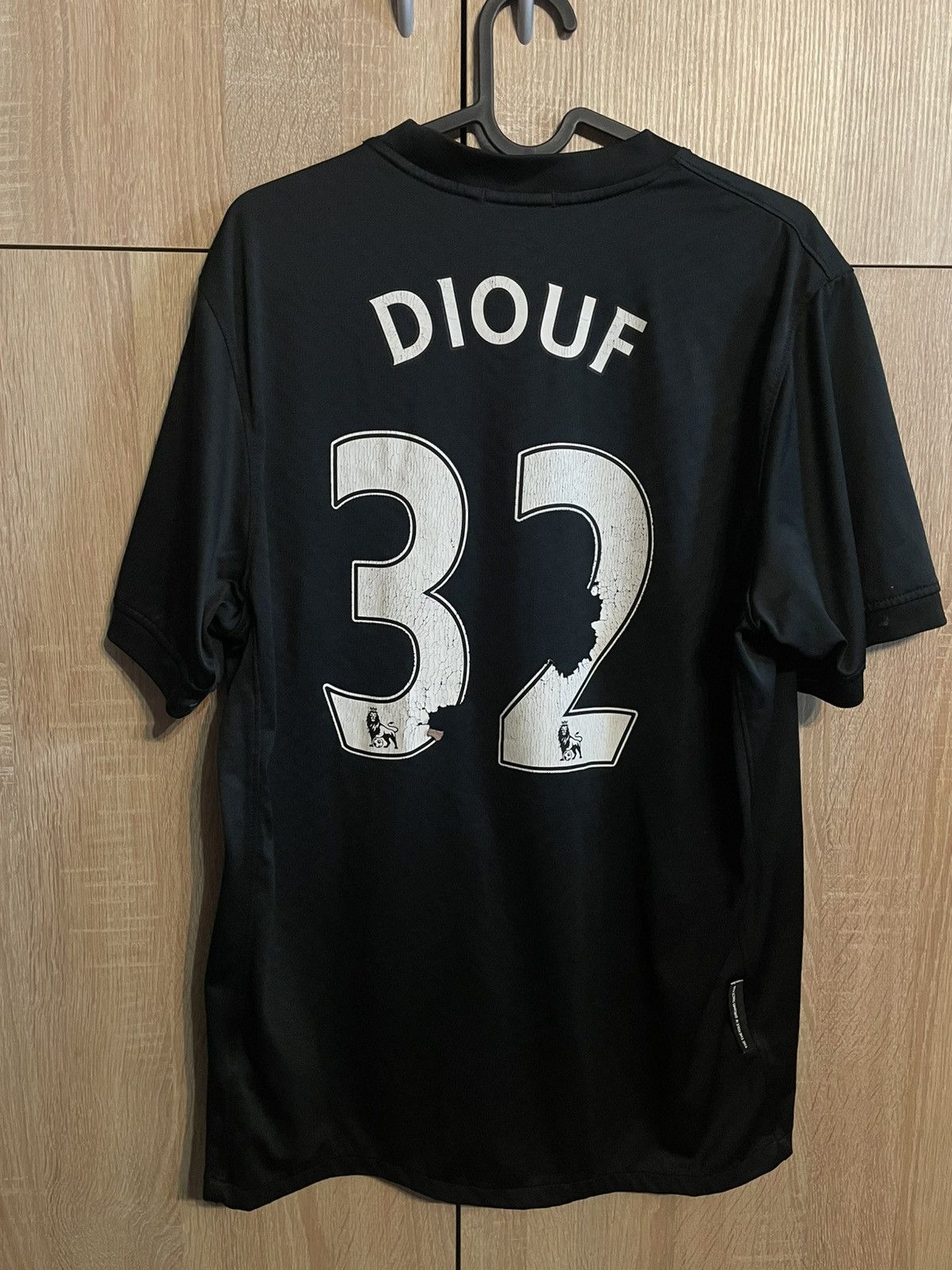 Nike Diouf 32 Manchester United vintage football 00s jersey rare Size US M / EU 48-50 / 2 - 2 Thumbnail