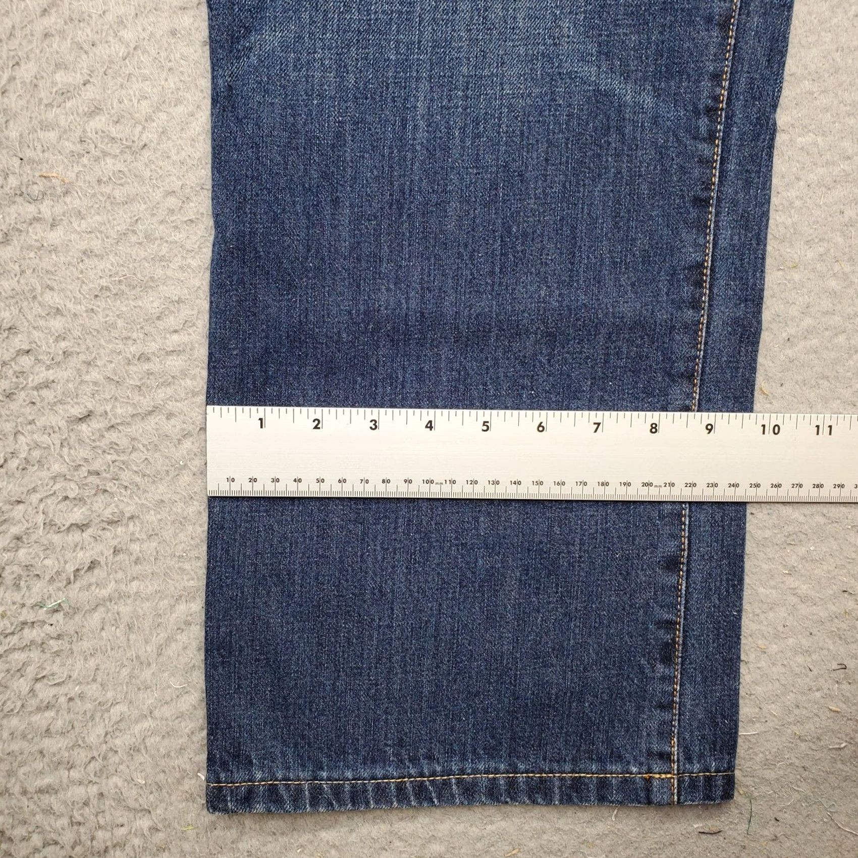 Tommy Hilfiger Tommy Hilfiger Jeans Men Size 42/34 Blue Denim Straight Leg 5-Pocket Design Vintage: No Size US 42 / EU 58 - 5 Thumbnail