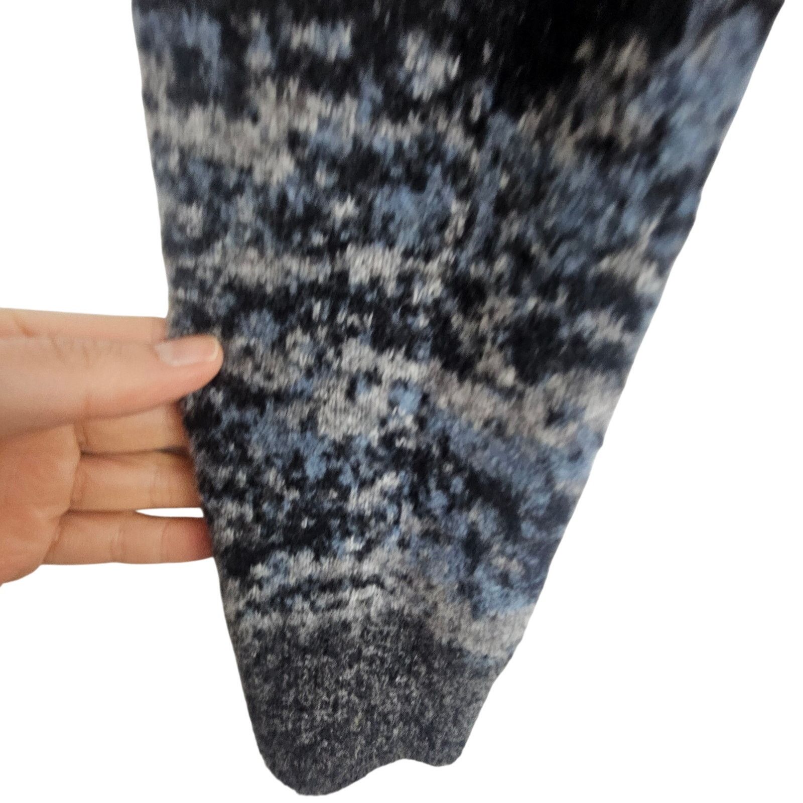 Athleta Athleta Westlake Cardigan Sweater Merino Wool Fog Camo Comfy Size M / US 6-8 / IT 42-44 - 5 Thumbnail