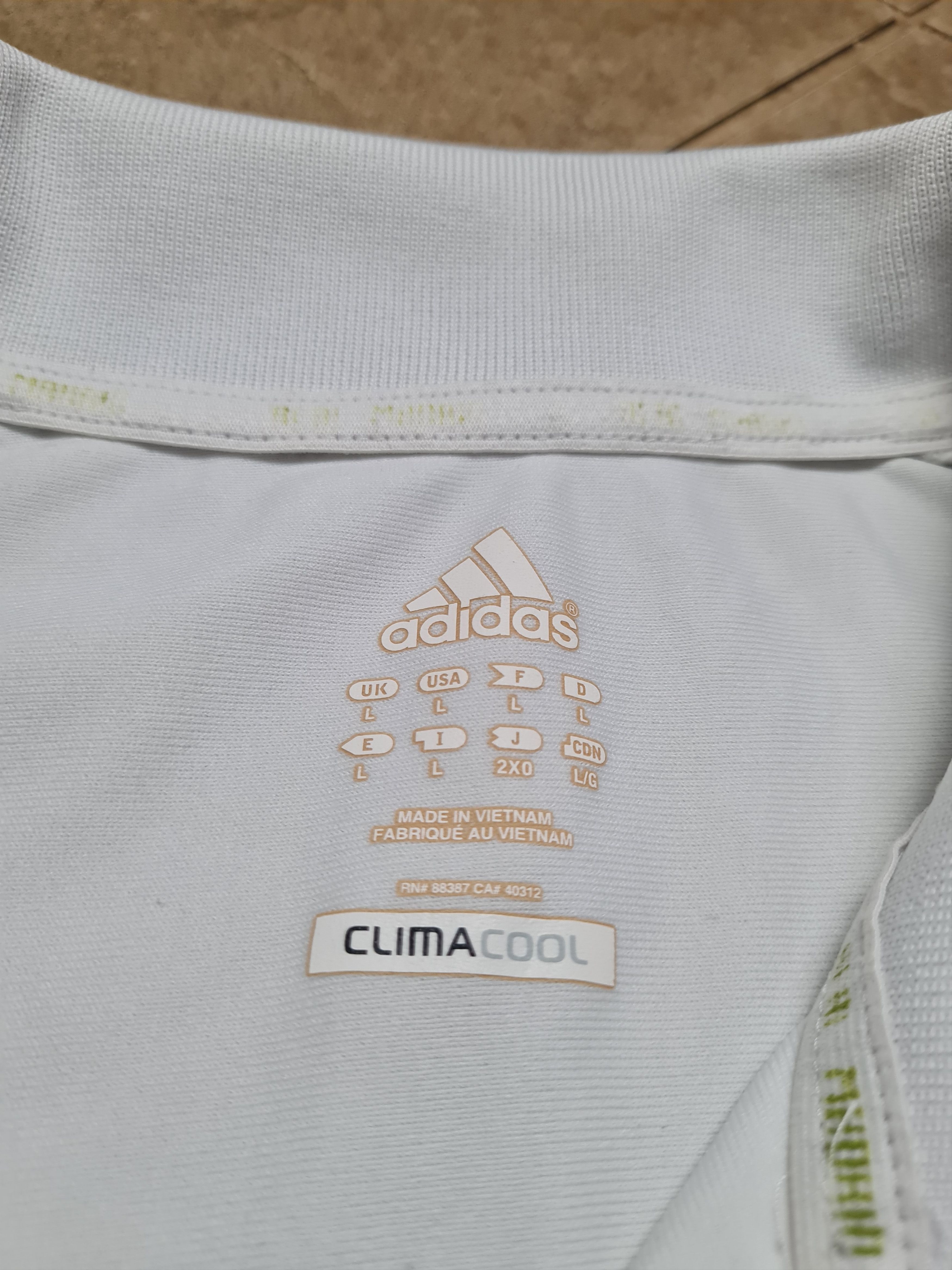 Adidas Adidas Real Madrid Soccer Jersey 2011/12 Homme Shirt Size US L / EU 52-54 / 3 - 6 Thumbnail