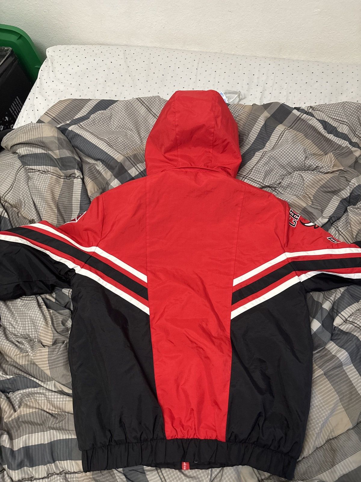 Starter × Vintage NBA 75th Anniversary Starter Chicago Bulls Zip Up Jacket Size US M / EU 48-50 / 2 - 2 Thumbnail