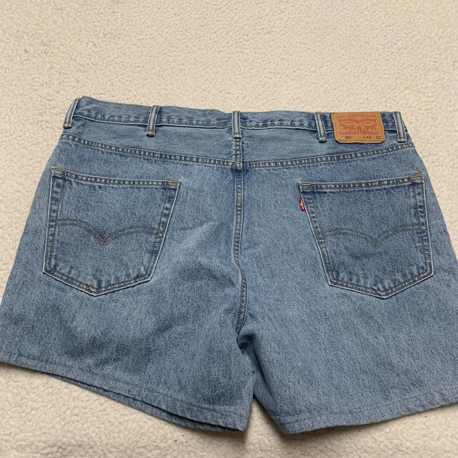 Other Levi's 550 Men's Altered Blue Sz 42 Denim Shorts Size US 42 / EU 58 - 2 Thumbnail