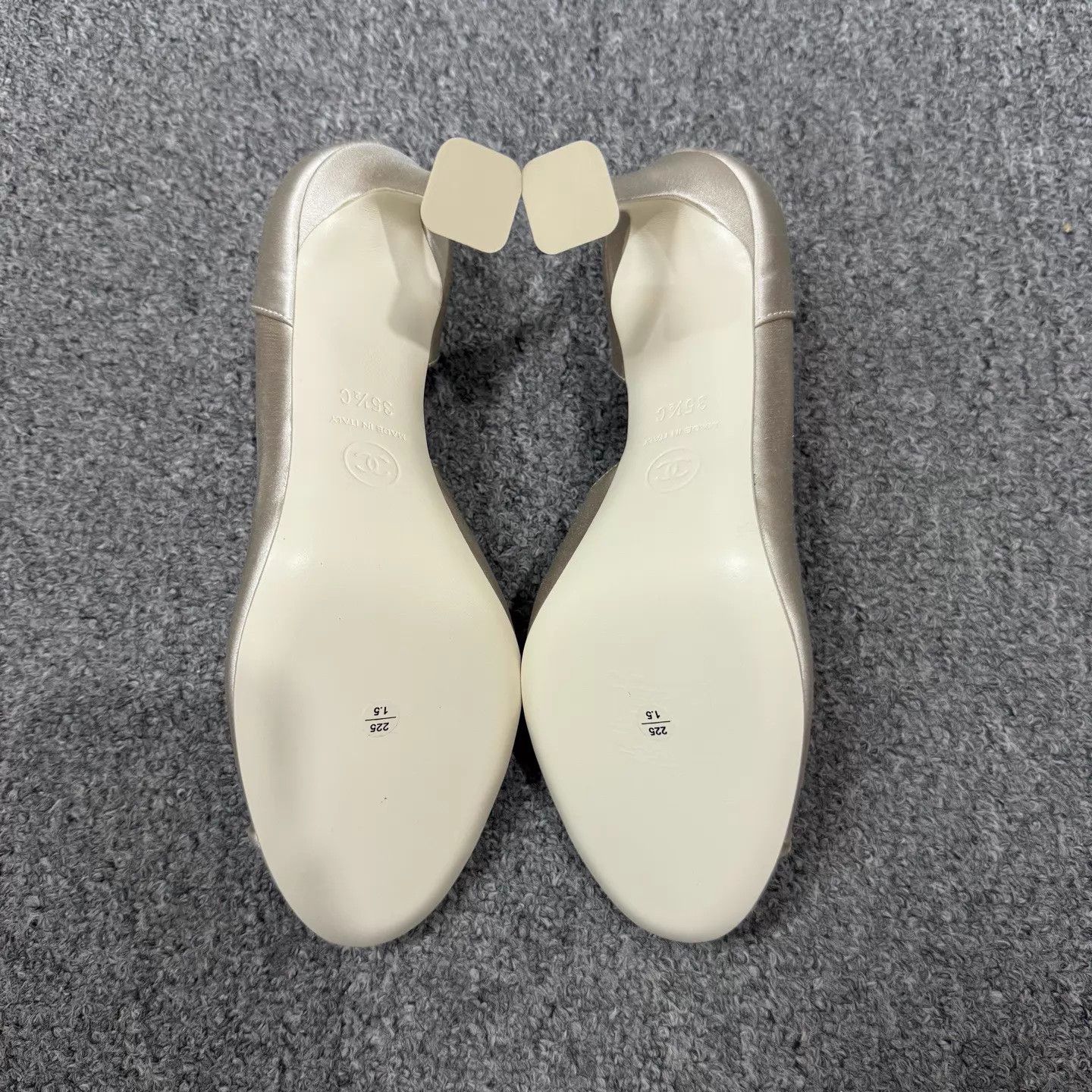 Chanel Chanel Satin High Heels Unworn 35.5 Size US 5 / IT 35 - 7 Thumbnail