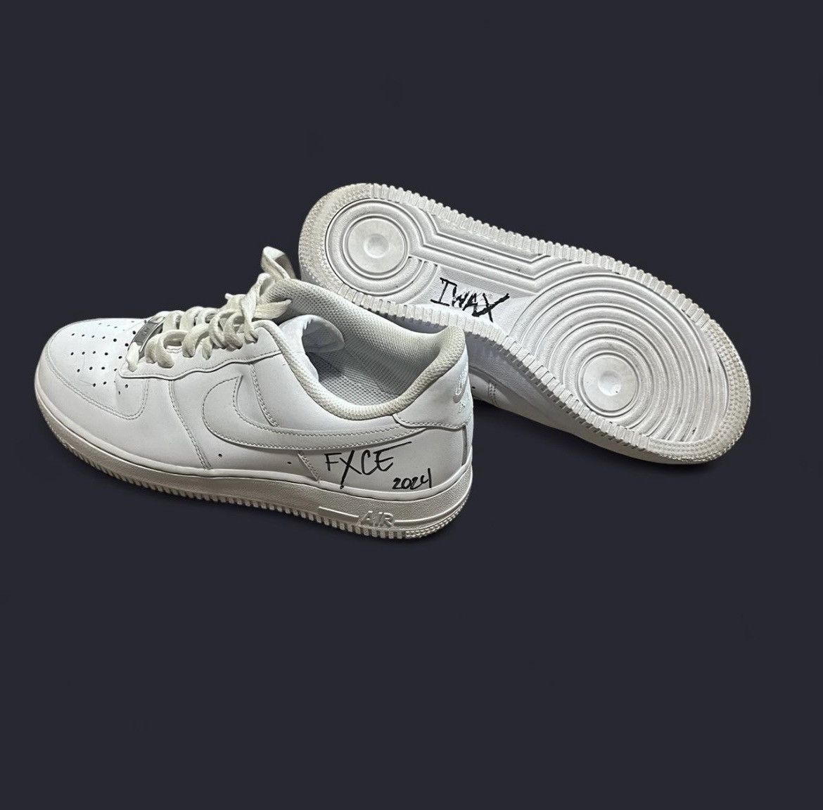 Nike BABYFXCE E SIGNED NIKE AIR FORCE ONE Size US 8.5 / EU 41-42 - 2 Thumbnail