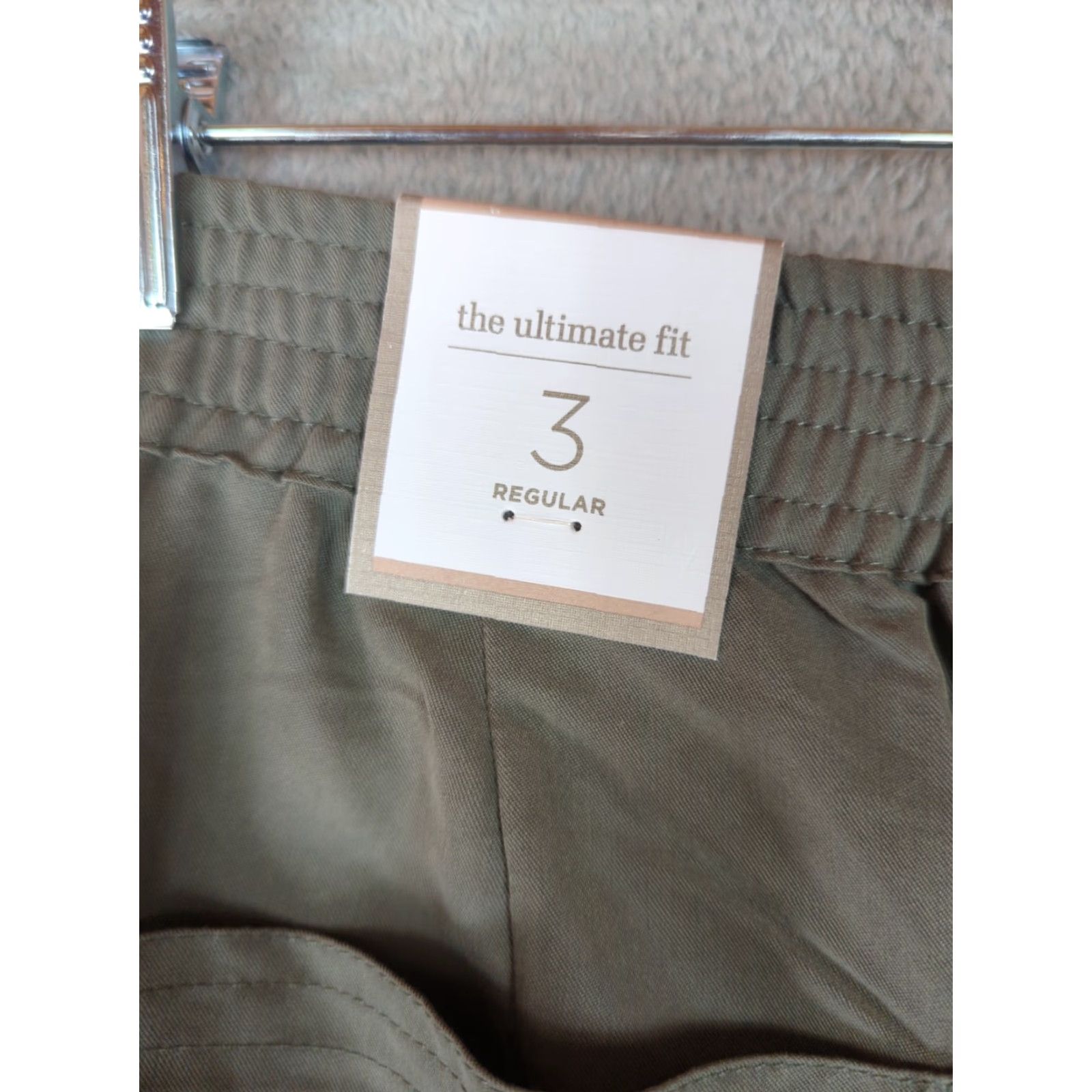 Vintage Chicos Cargo Utility Olive Green Roll Tab Crop Ankle Minimalist Pants 16 Regular Wide Leg? Size 38" / US 16 / IT 52 - 7 Thumbnail