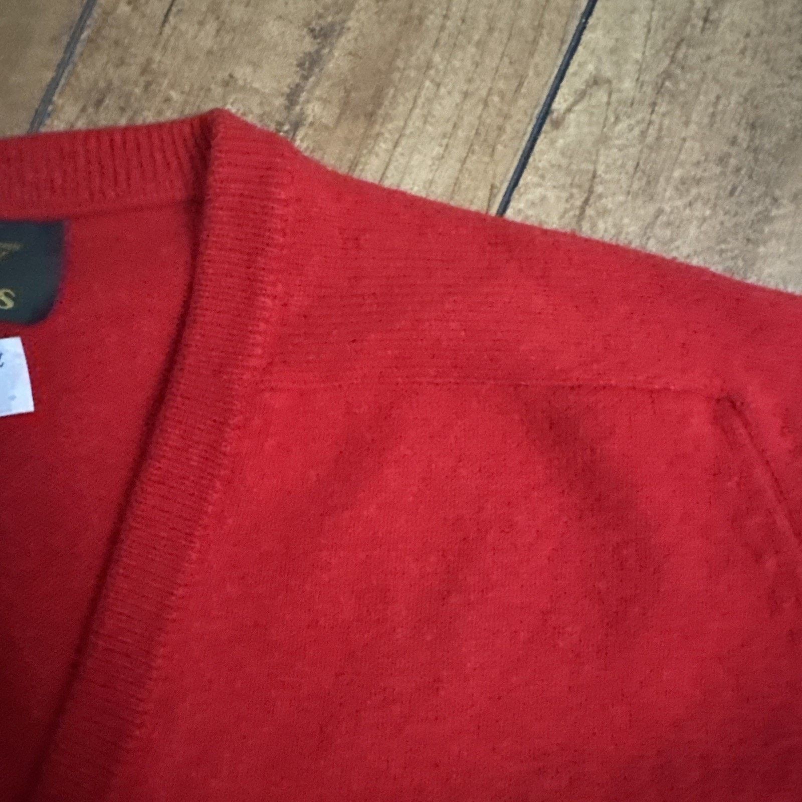 Vintage Vintage McGeorge of Dumfries Lambswool Sweater V Neck Red XL Size US XL / EU 56 / 4 - 10 Thumbnail