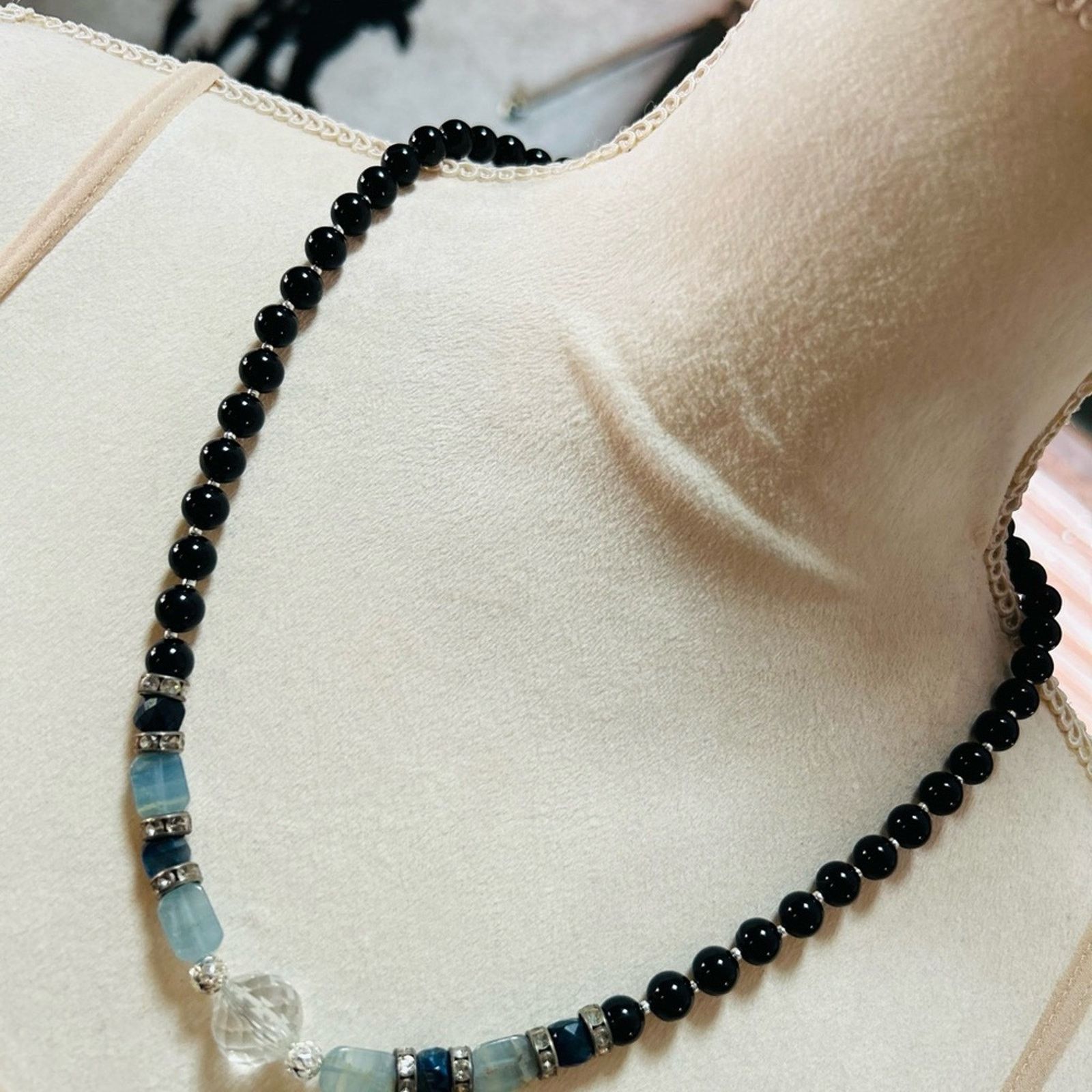 Other Handcrafted genuine calcite sodalite black onyx jewelry set Size ONE SIZE - 6 Thumbnail