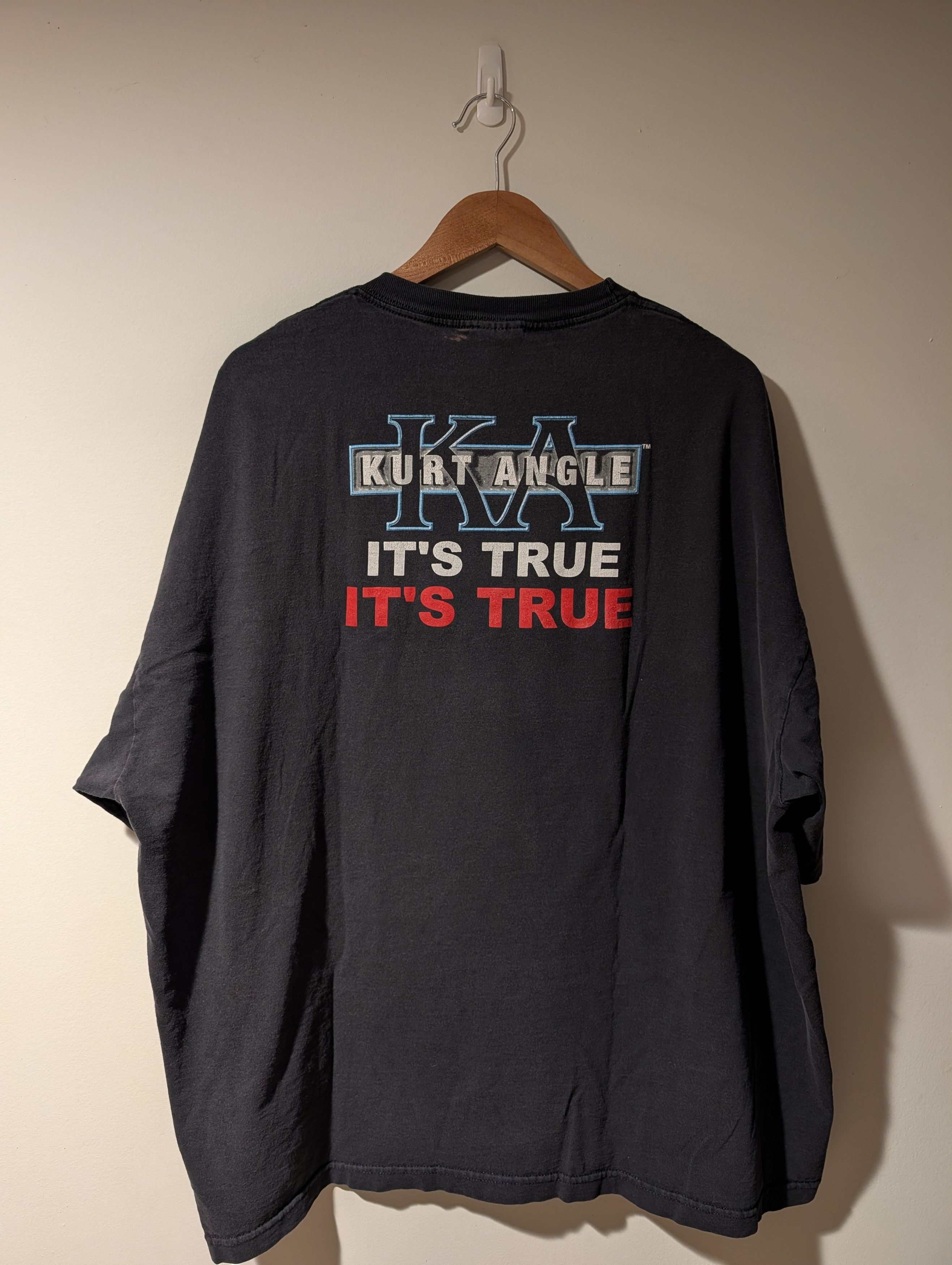 WWE WWF KURT ANGLE IT'S TRUE VINTAGE SHIRT 2001 SIZE LARGE 3XL Size US XXL / EU 58 / 5 - 8 Thumbnail