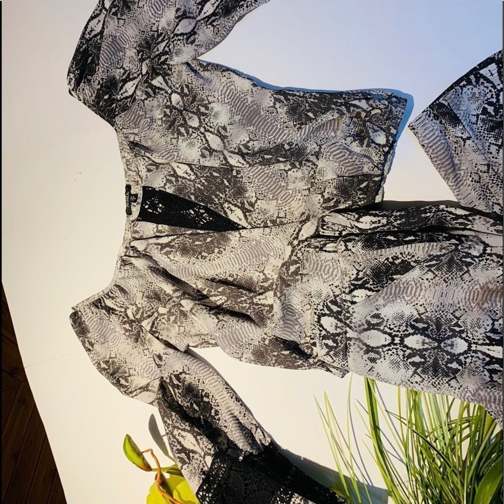 XOXO XOXO Snake skin Gray print 2 pcs Set Size S Size S / US 4 / IT 40 - 2 Thumbnail