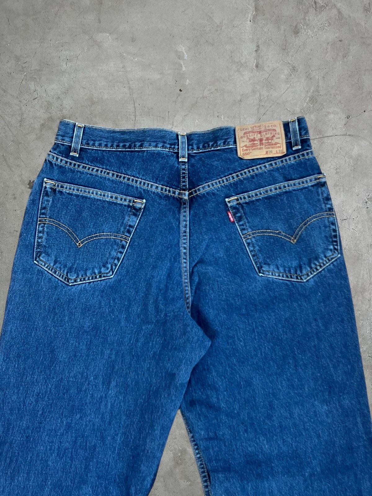 Levi's Vintage Levi’s 550 Blue Wash Size US 34 / EU 50 - 5 Thumbnail