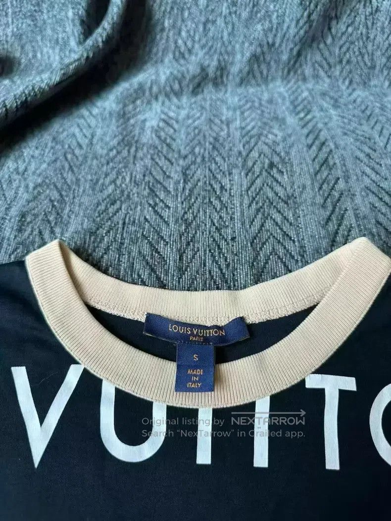 Louis Vuitton Louis Vuitton short sleeves Size US S / EU 44-46 / 1 - 3 Thumbnail