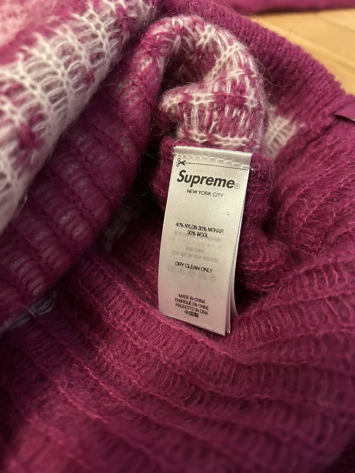 Band Tees × Supreme Supreme Aphex Twin Mohair Sweater Fuchsia Size US M / EU 48-50 / 2 - 3 Thumbnail