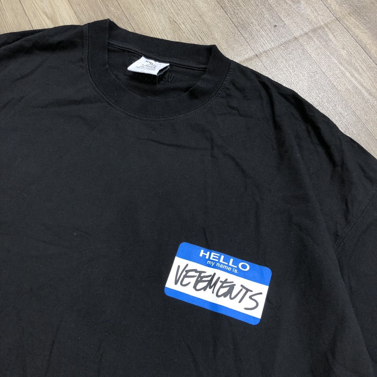 Vetements Vetements Hello My Name Is Vetements Oversize Hypebeast Tee Size US XXL / EU 58 / 5 - 9 Thumbnail