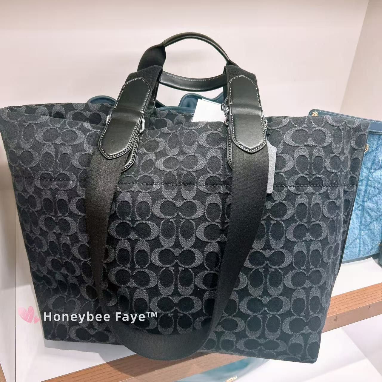 Coach Small Tour Tote Bag In Signature Denim CDC48 Size ONE SIZE - 2 Thumbnail