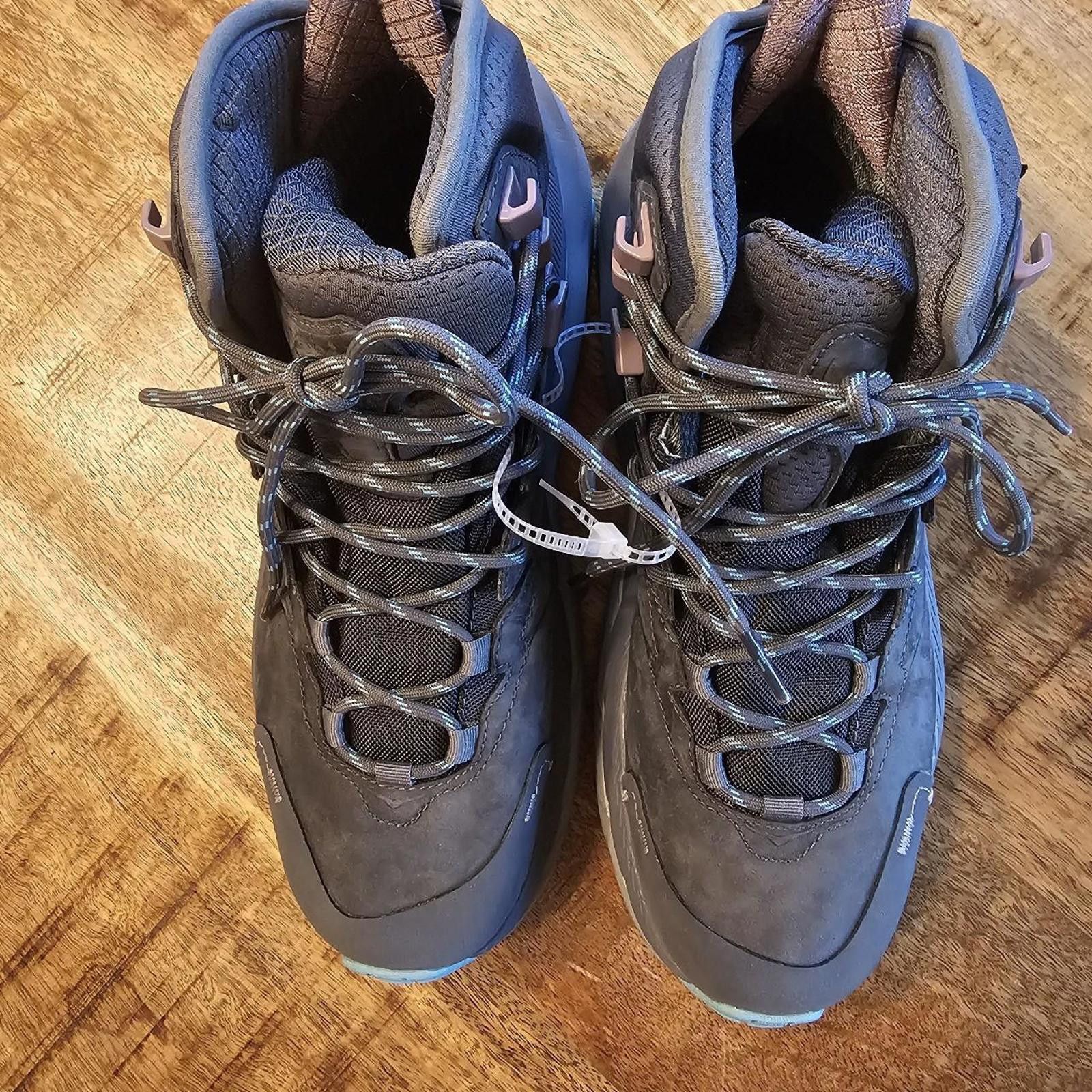 Designer Hoka Vibram Women's Size 9 Hiking Boots Size US 9 / IT 39 - 5 Thumbnail