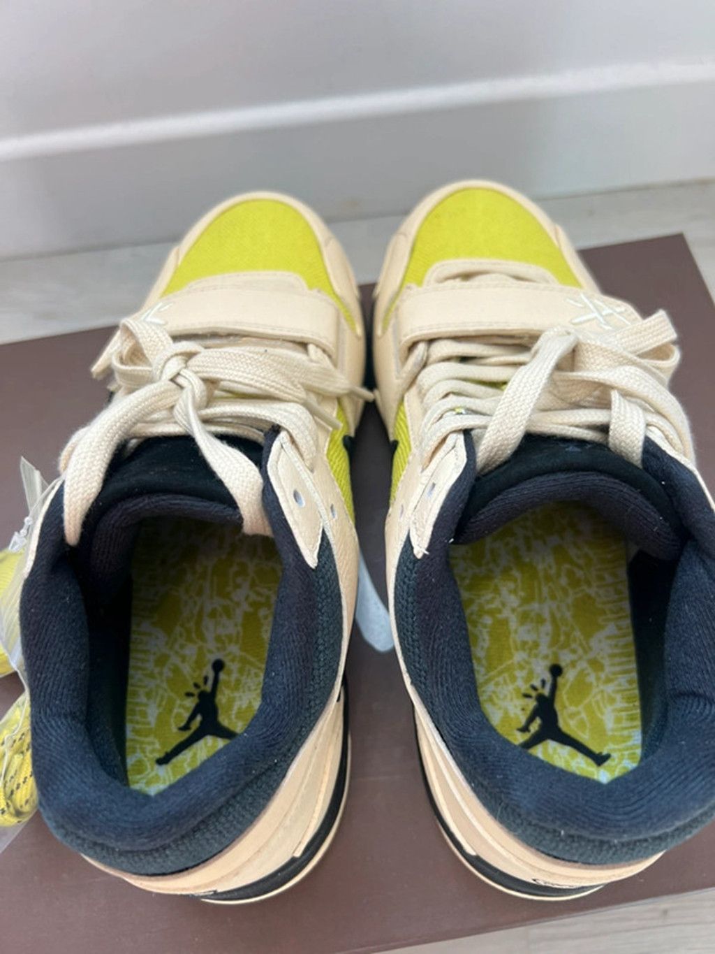 Jordan Brand Travis Scott x Jordan Jumpman Jack TR 'Bright Cactus' Size US 8.5 / EU 41-42 - 9 Thumbnail
