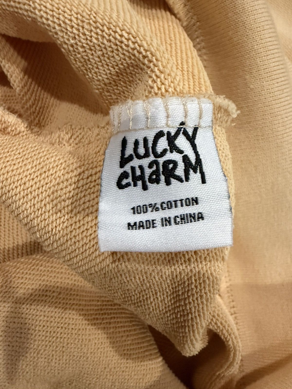 Other Lucky Charm Voodoo bunny Yellow crewneck Size US M / EU 48-50 / 2 - 5 Thumbnail
