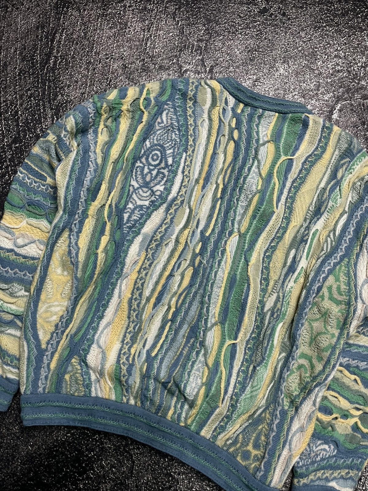 Coogi Vintage Coogi Sweater Rare Size US S / EU 44-46 / 1 - 5 Thumbnail