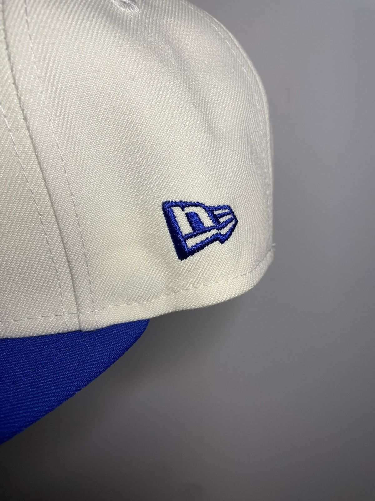 NFL × New Era Sz. 7 5/8 Brand New Buffalo Bills Fitted Hat Size ONE SIZE - 4 Thumbnail