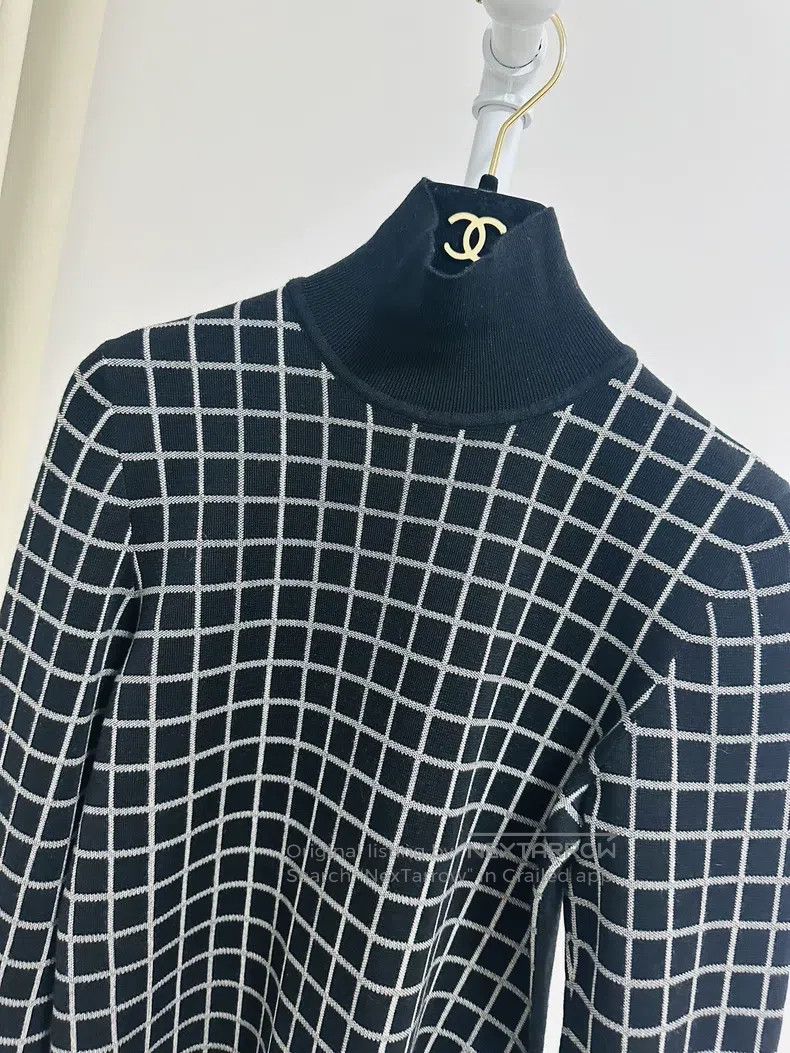 Hermes Hermes High-Neck Sweater with Classic Black and White Stri Size XXS / US 00 / IT 34 - 3 Thumbnail