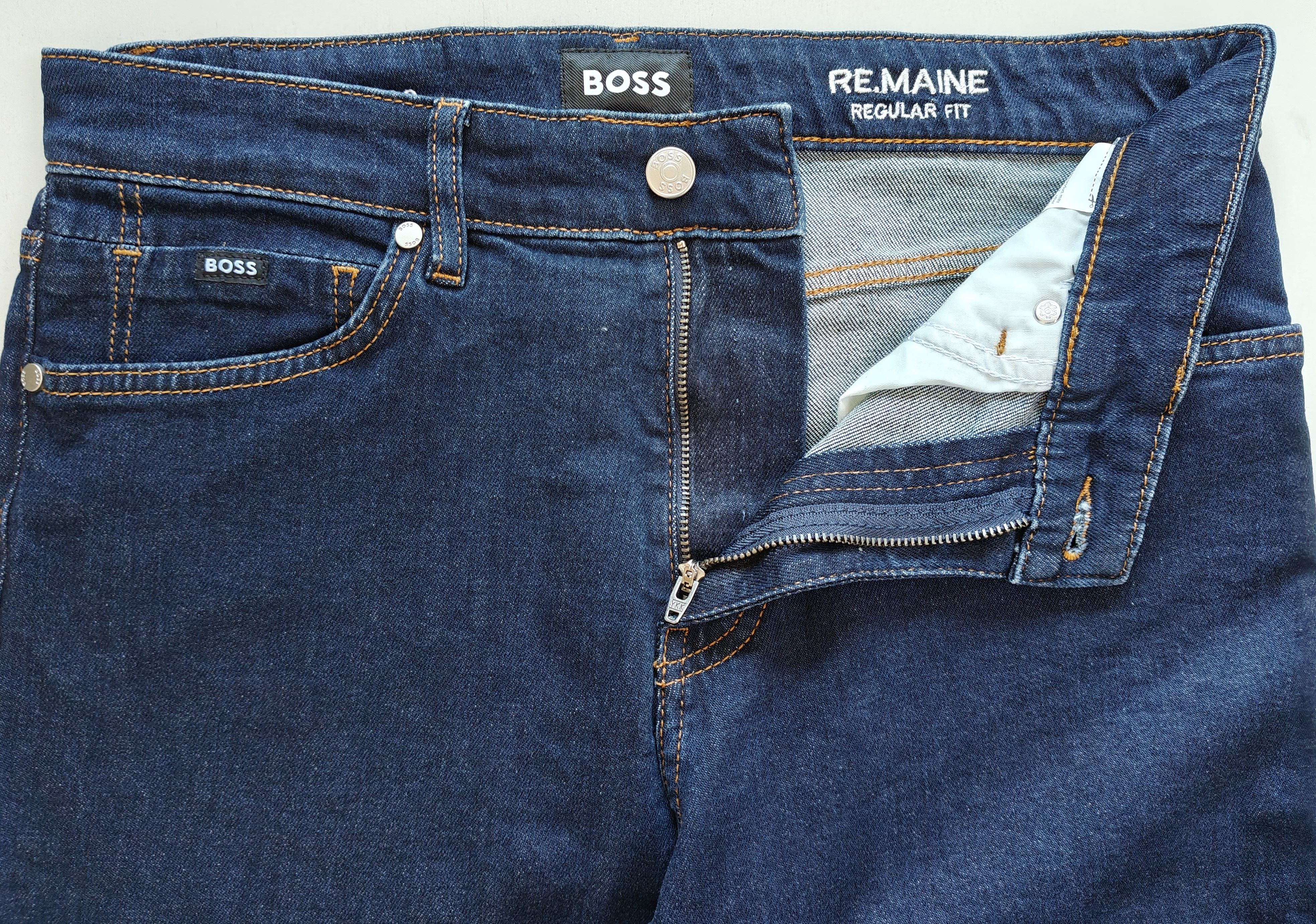 Hugo Boss HUGO BOSS RE.MAINE Regular fit Jeans Free Shipping T/6071 Size US 30 / EU 46 - 7 Thumbnail